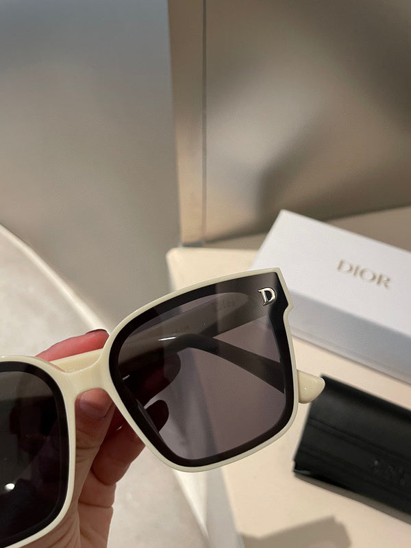 OZ - Dir Sunglasses - 022