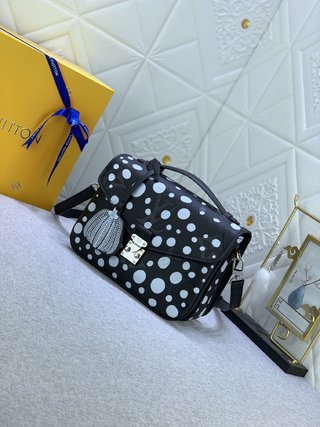 Ozarra - GUKI Women Bags - 1609