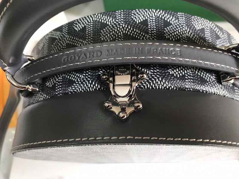 Ozarra - GOD Bags - 125