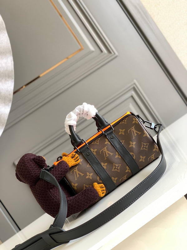 Ozarra Fashion Lu-Vi bags - 17001