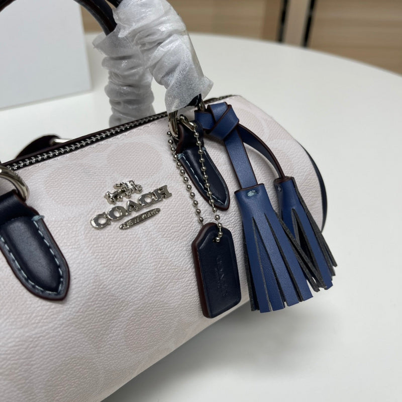 Ozarra - CAH Bags - 650
