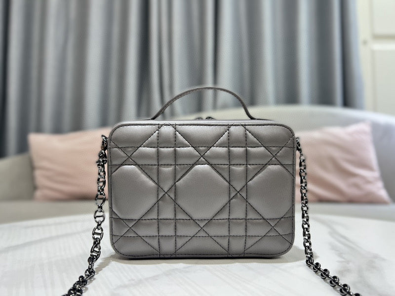 Ozarra - Dir Bags - 2025