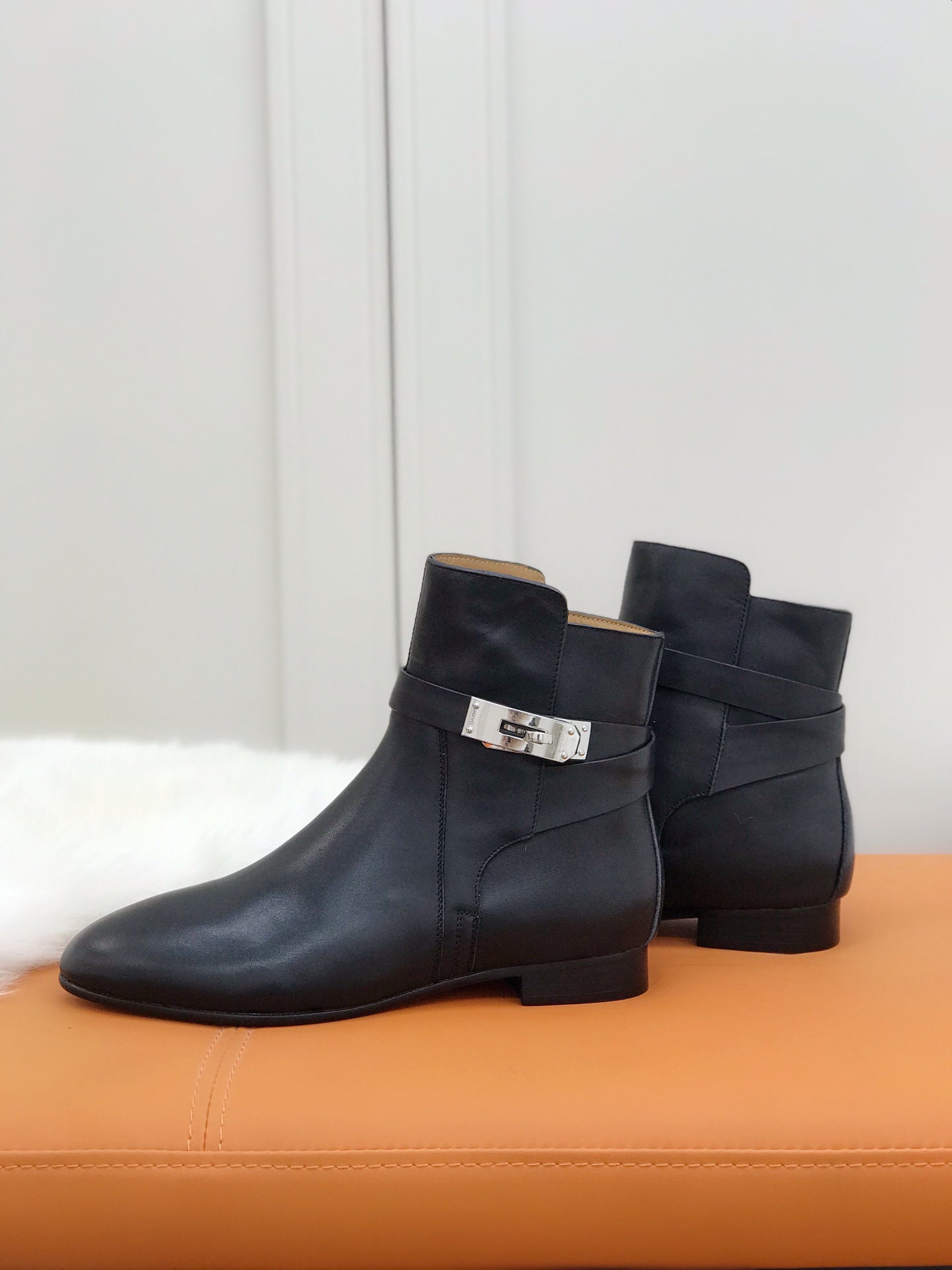 Luxury Shoes - HMS - 535