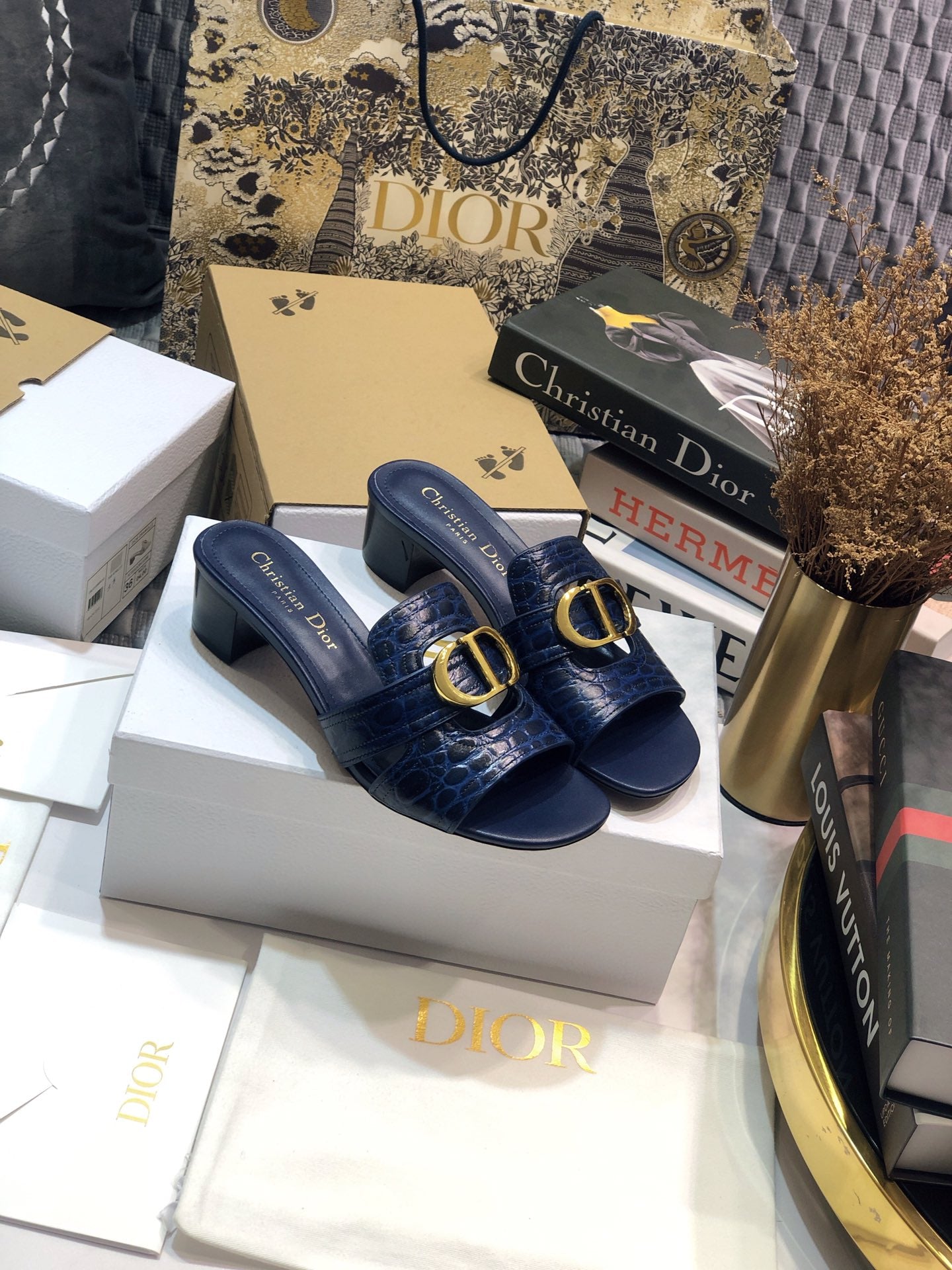 Luxury Shoes - DIR - 644