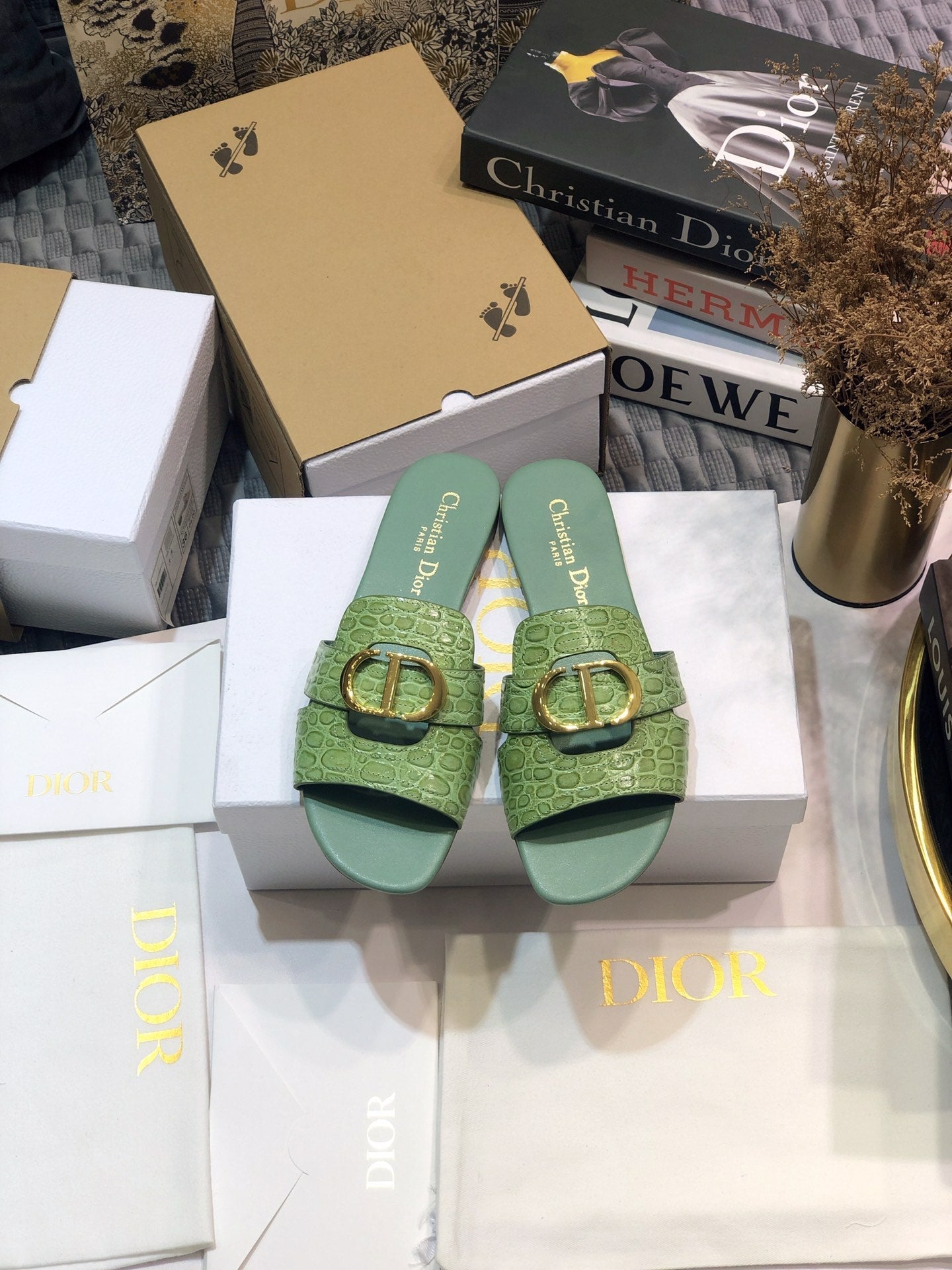 Luxury Shoes - DIR - 650