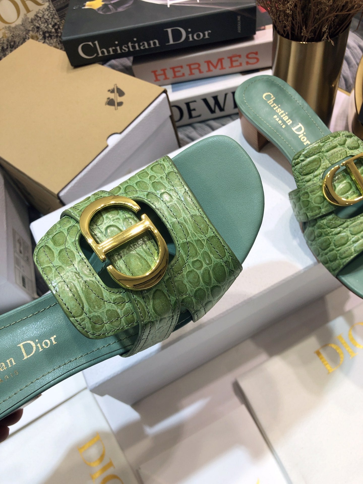 Luxury Shoes - DIR - 652