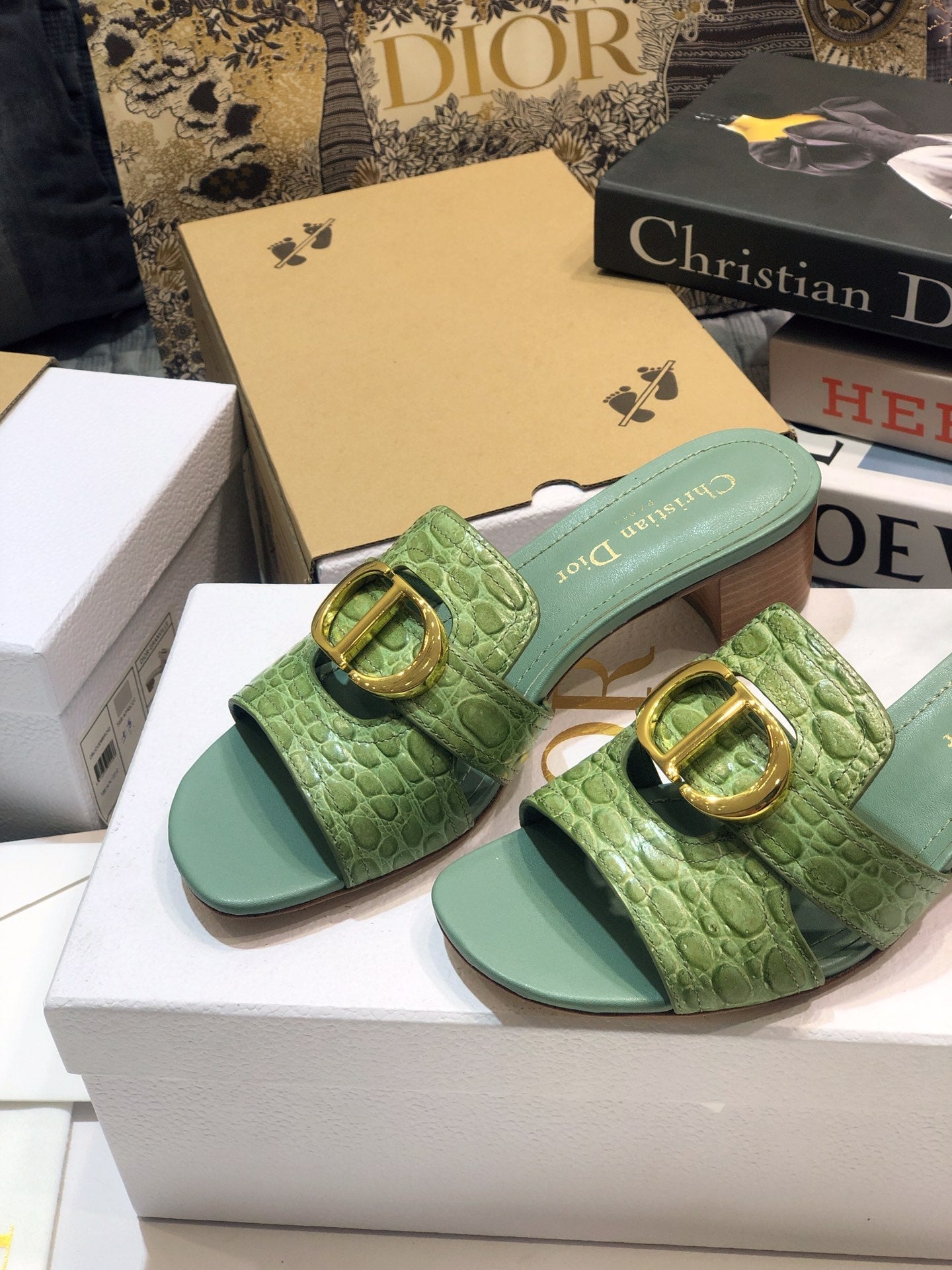 Luxury Shoes - DIR - 652