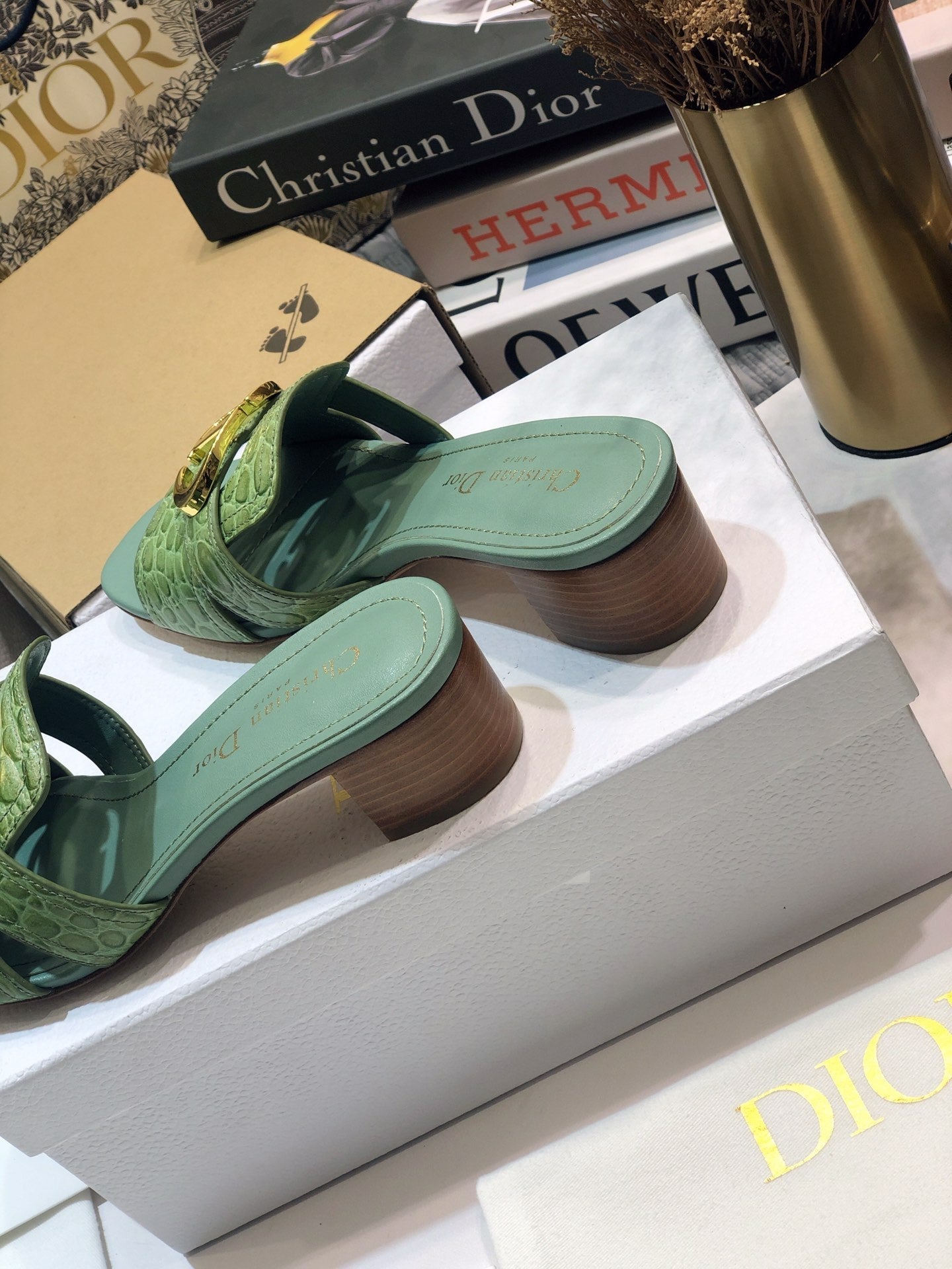 Luxury Shoes - DIR - 652