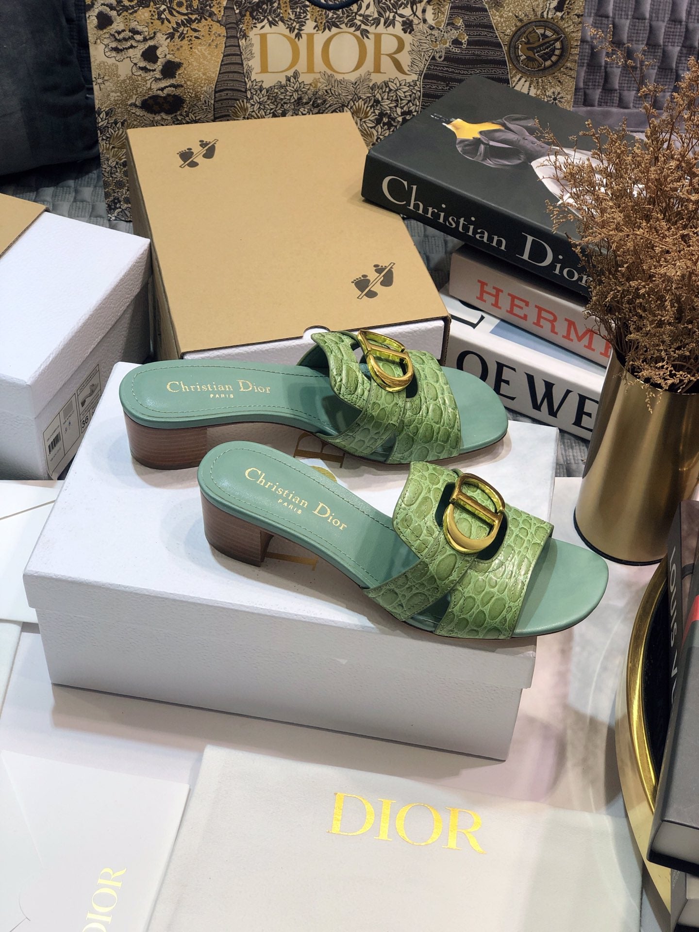 Luxury Shoes - DIR - 652