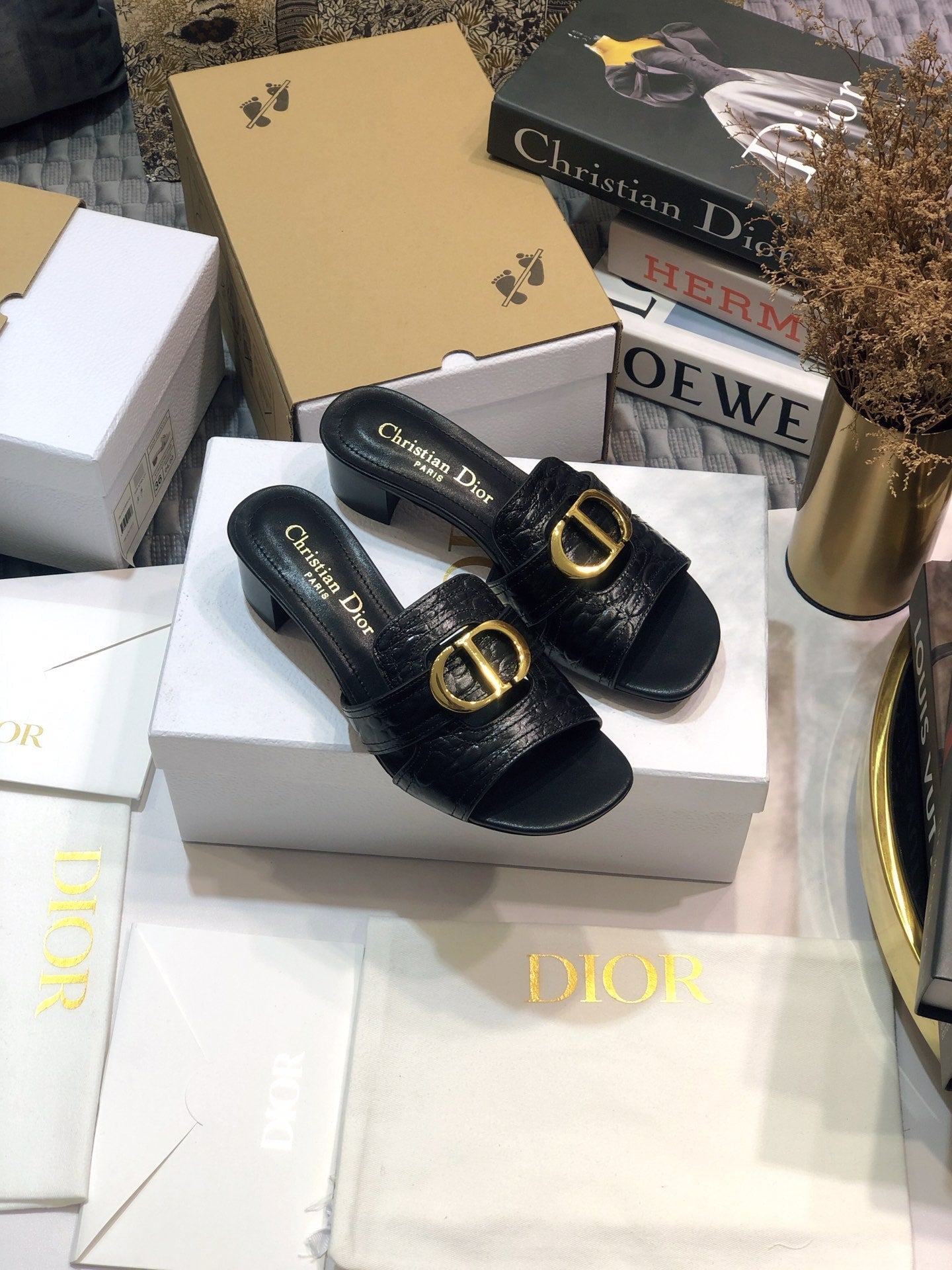 Luxury Shoes - DIR - 654