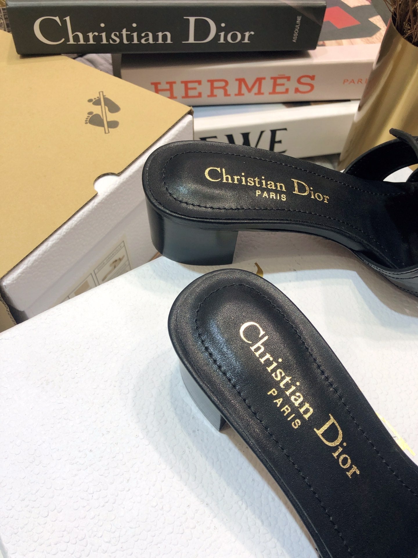 Luxury Shoes - DIR - 654