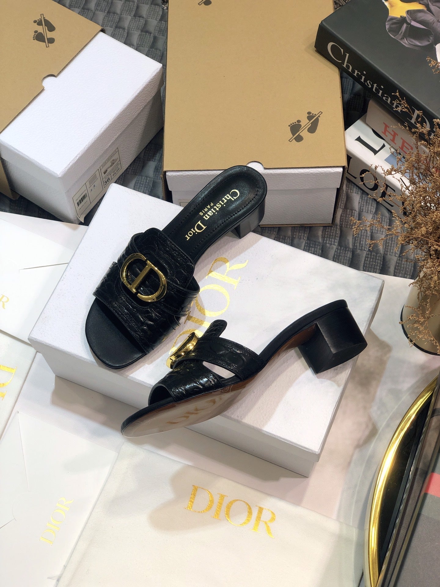 Luxury Shoes - DIR - 654