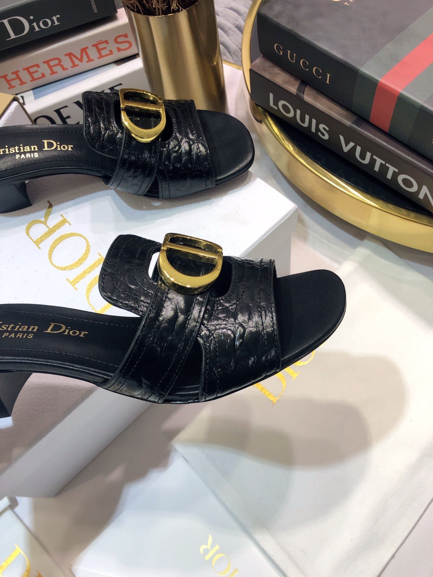 Luxury Shoes - DIR - 654