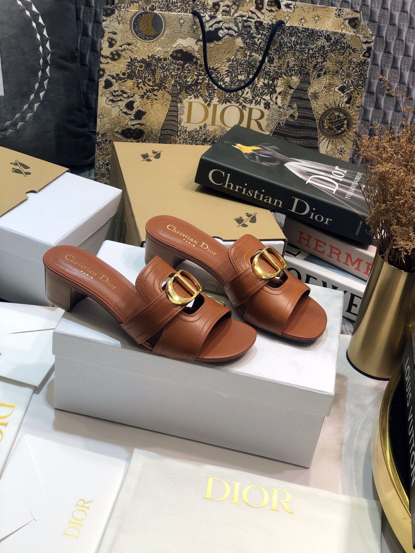 Luxury Shoes - DIR - 656
