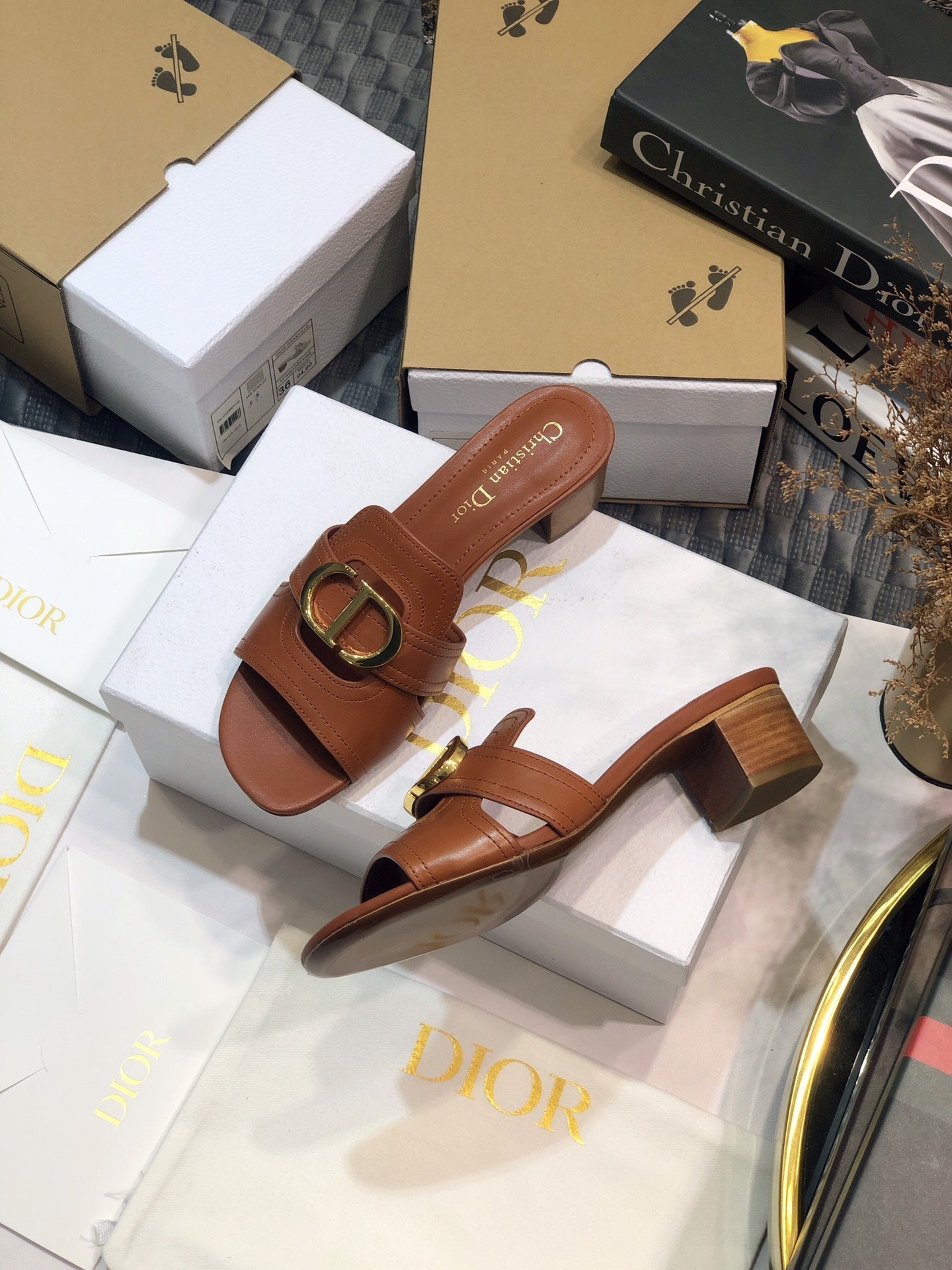Luxury Shoes - DIR - 656
