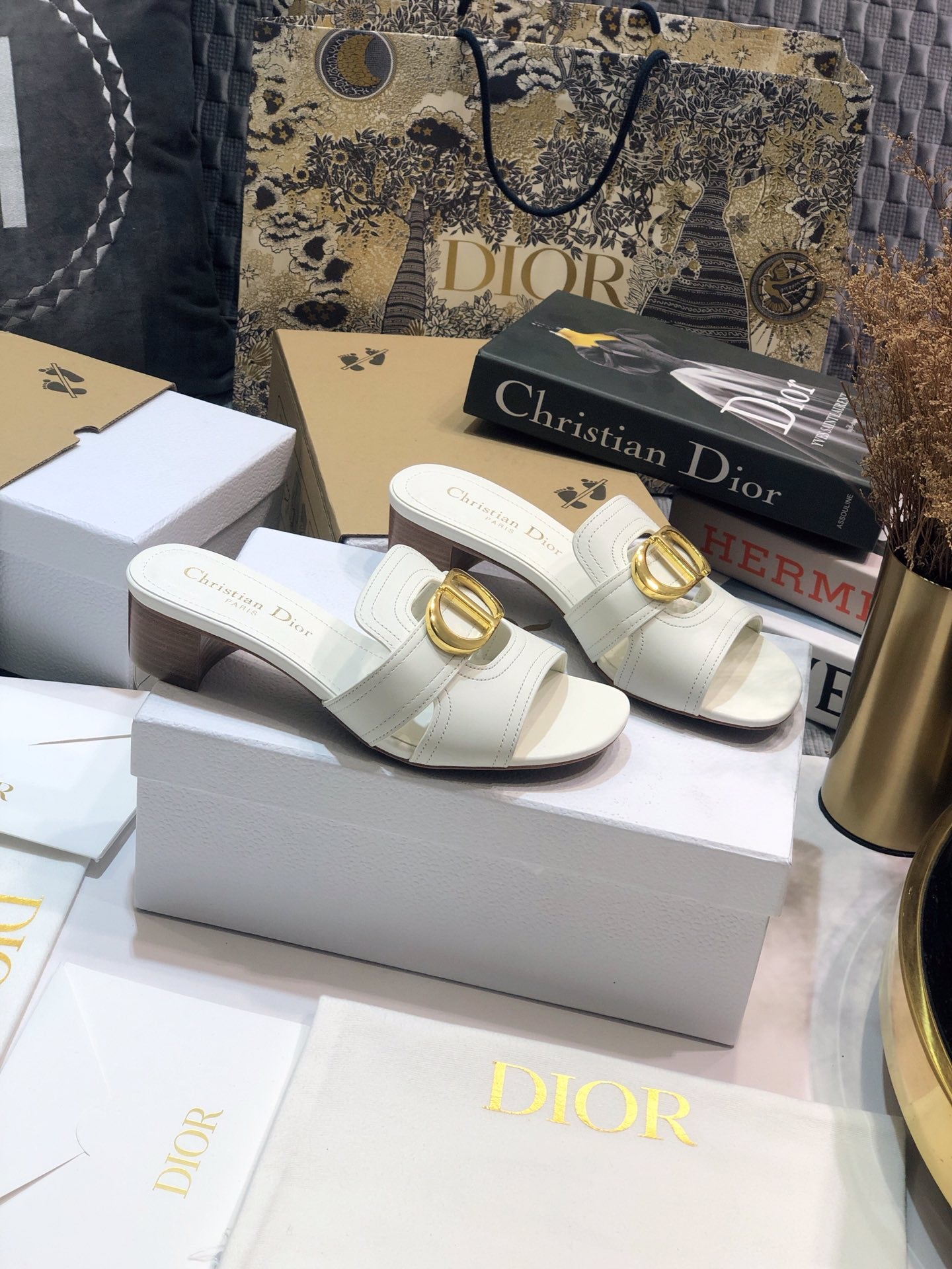 Luxury Shoes - DIR - 658