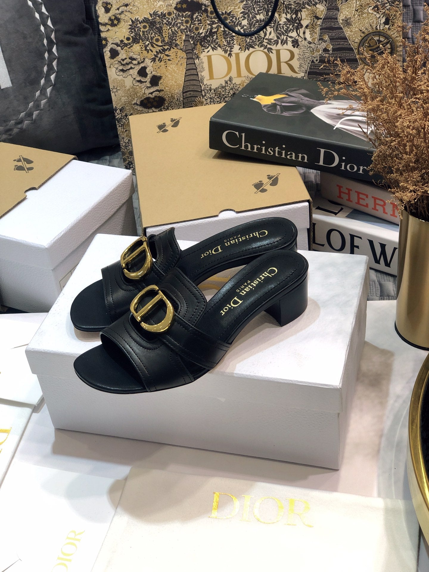 Luxury Shoes - DIR - 660