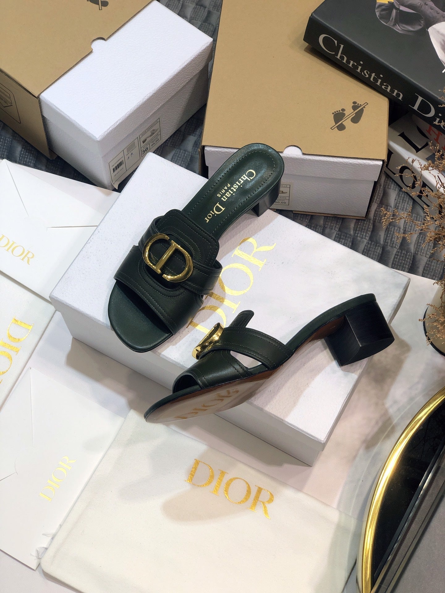 Luxury Shoes - DIR - 662