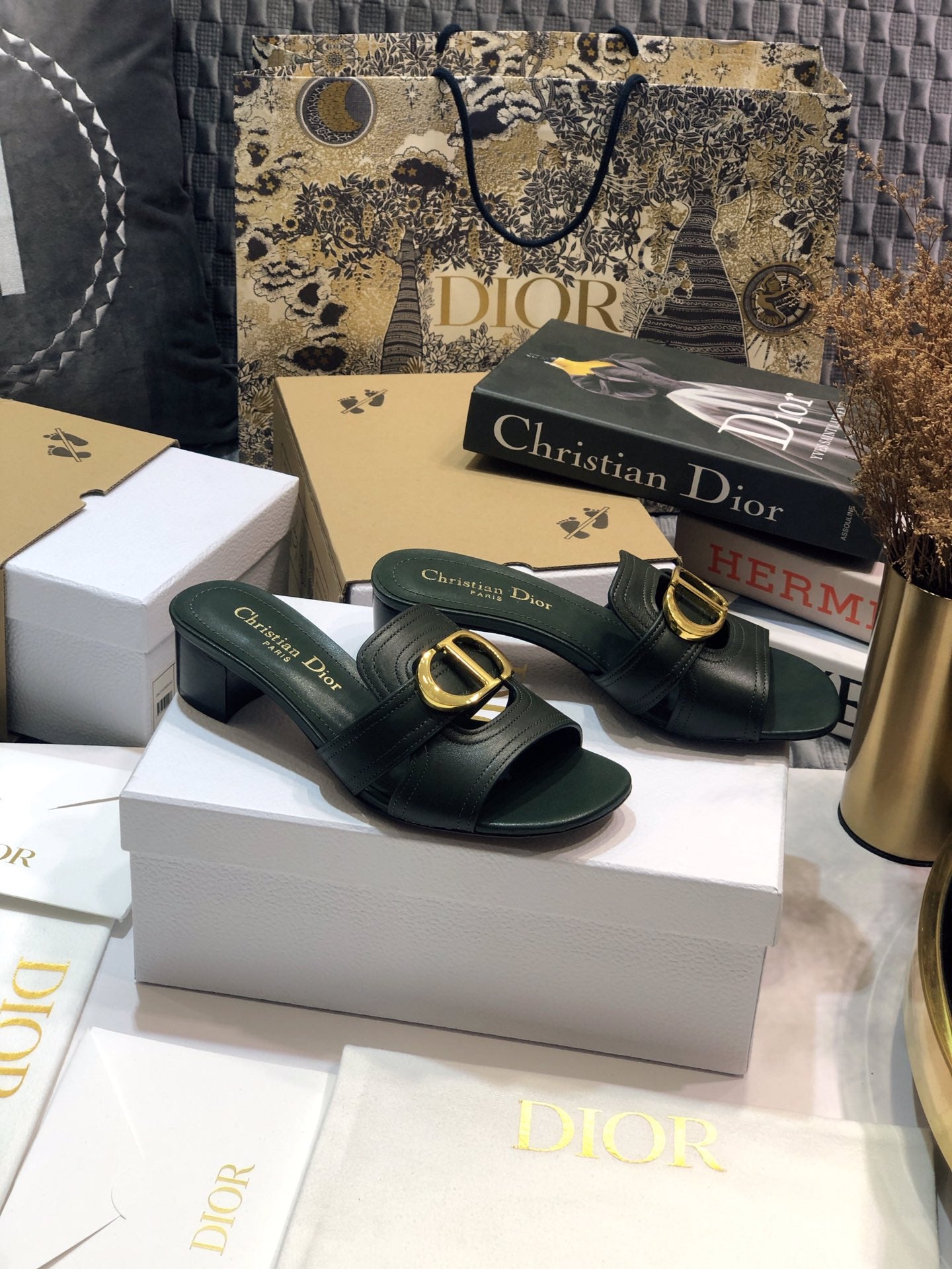 Luxury Shoes - DIR - 662