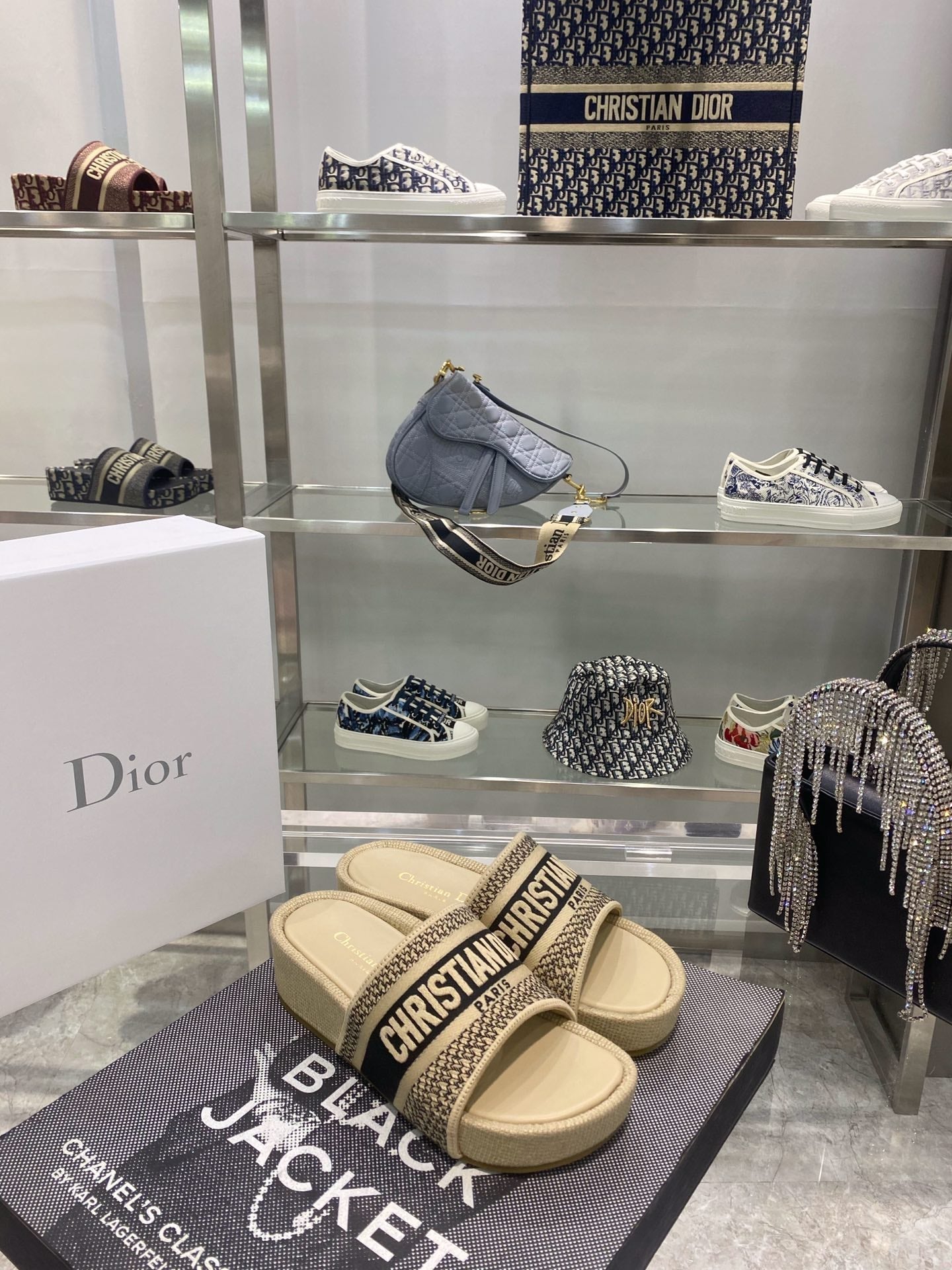 Luxury Shoes - DIR - 379