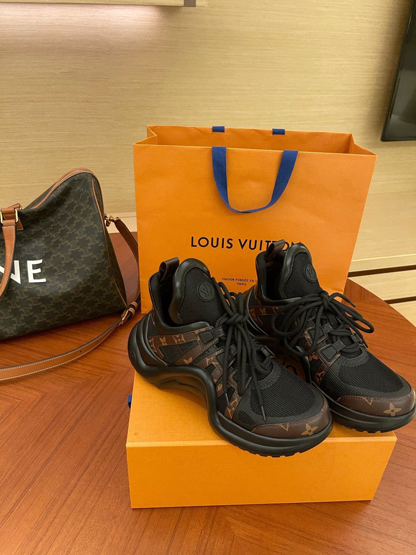 Luxury Shoes - LU-V - 1129