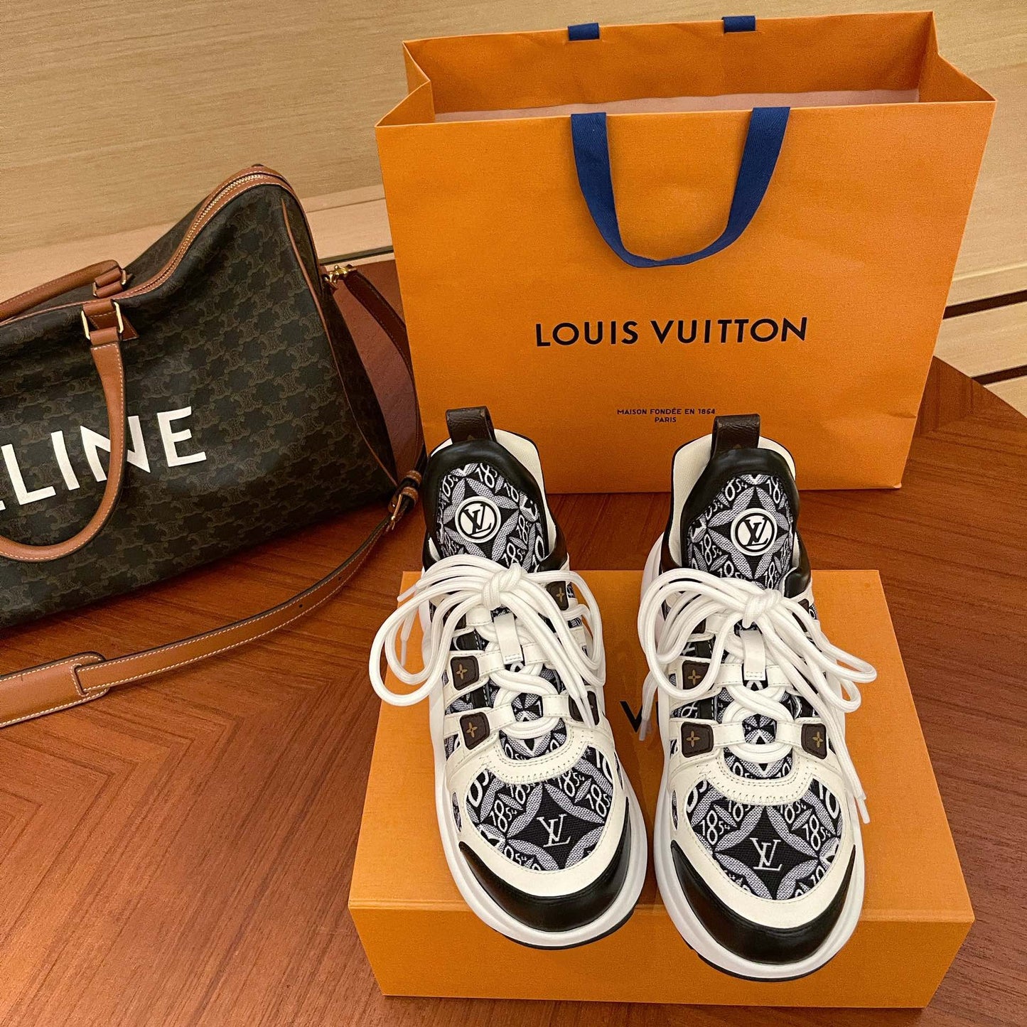 Luxury Shoes - LU-V - 1131