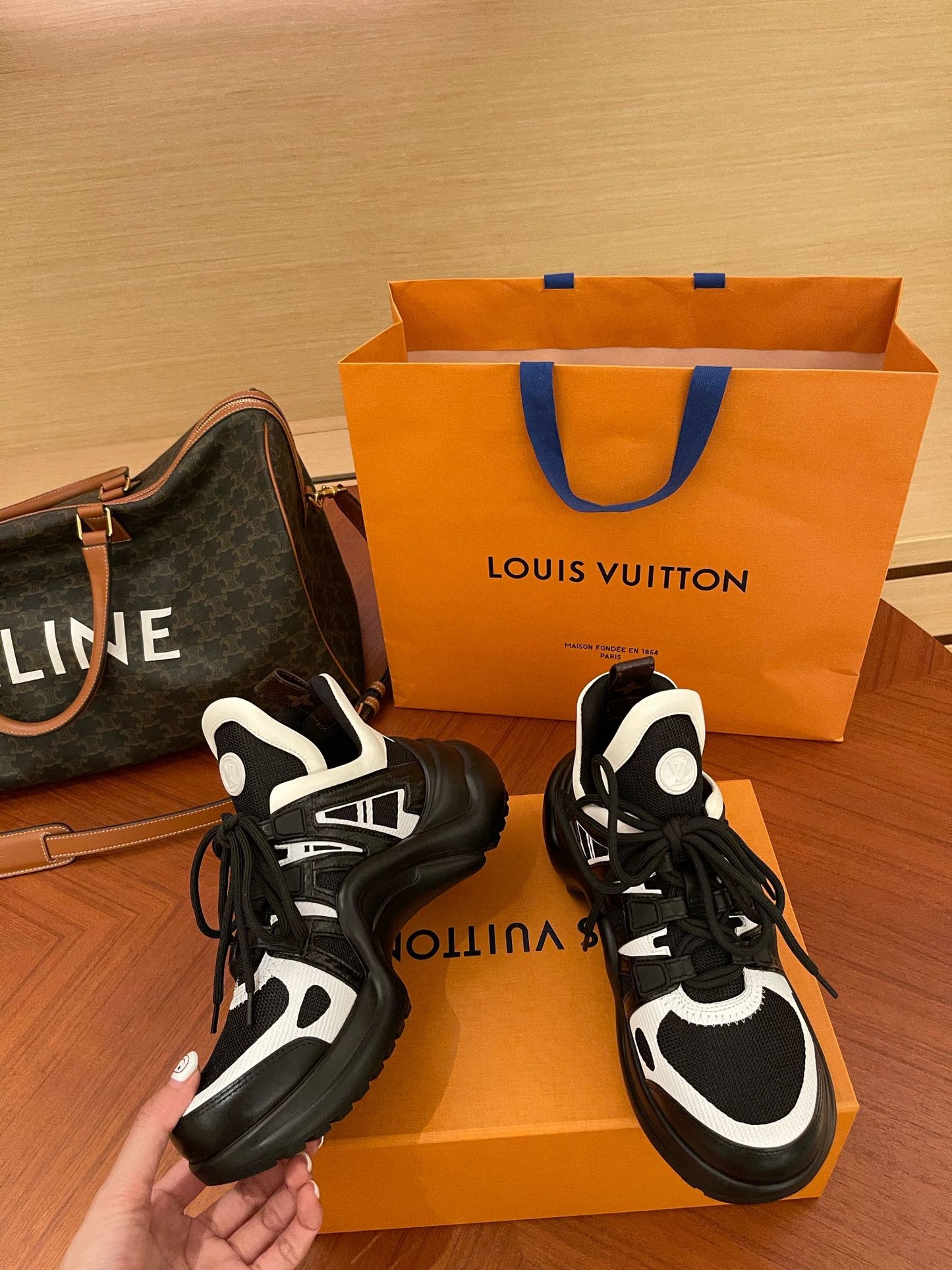 Luxury Shoes - LU-V - 1132