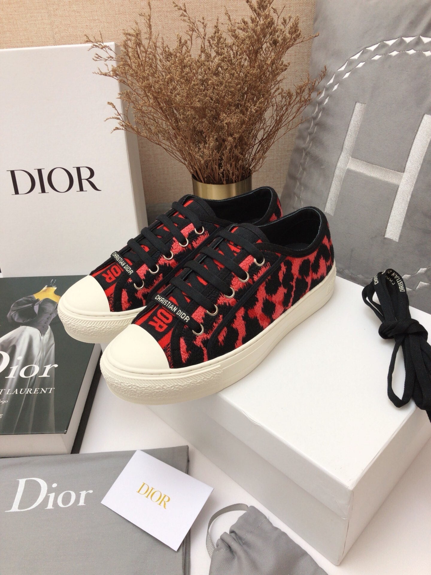 Luxury Shoes - DIR - 1352
