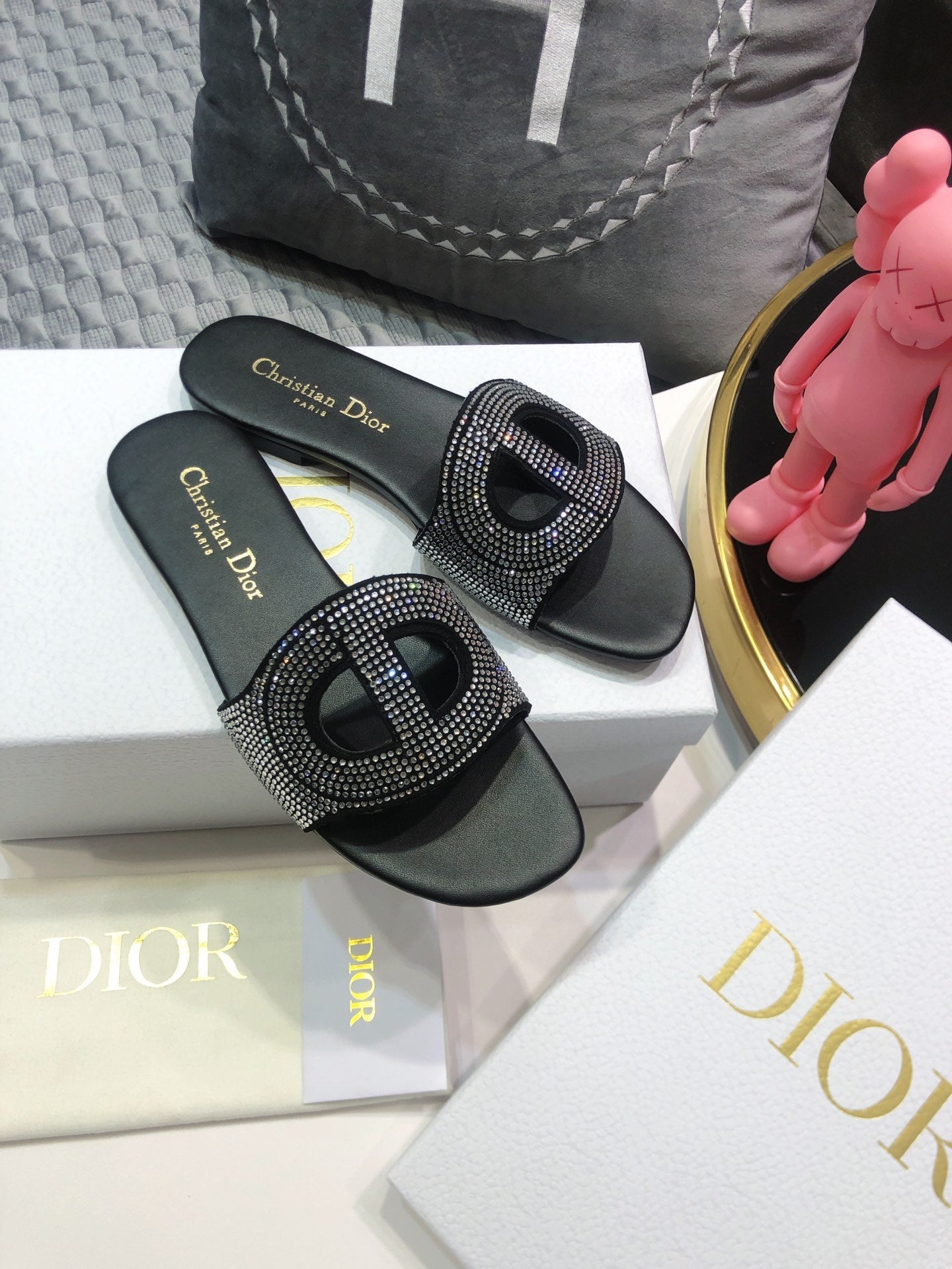 Luxury Shoes - DIR - 678