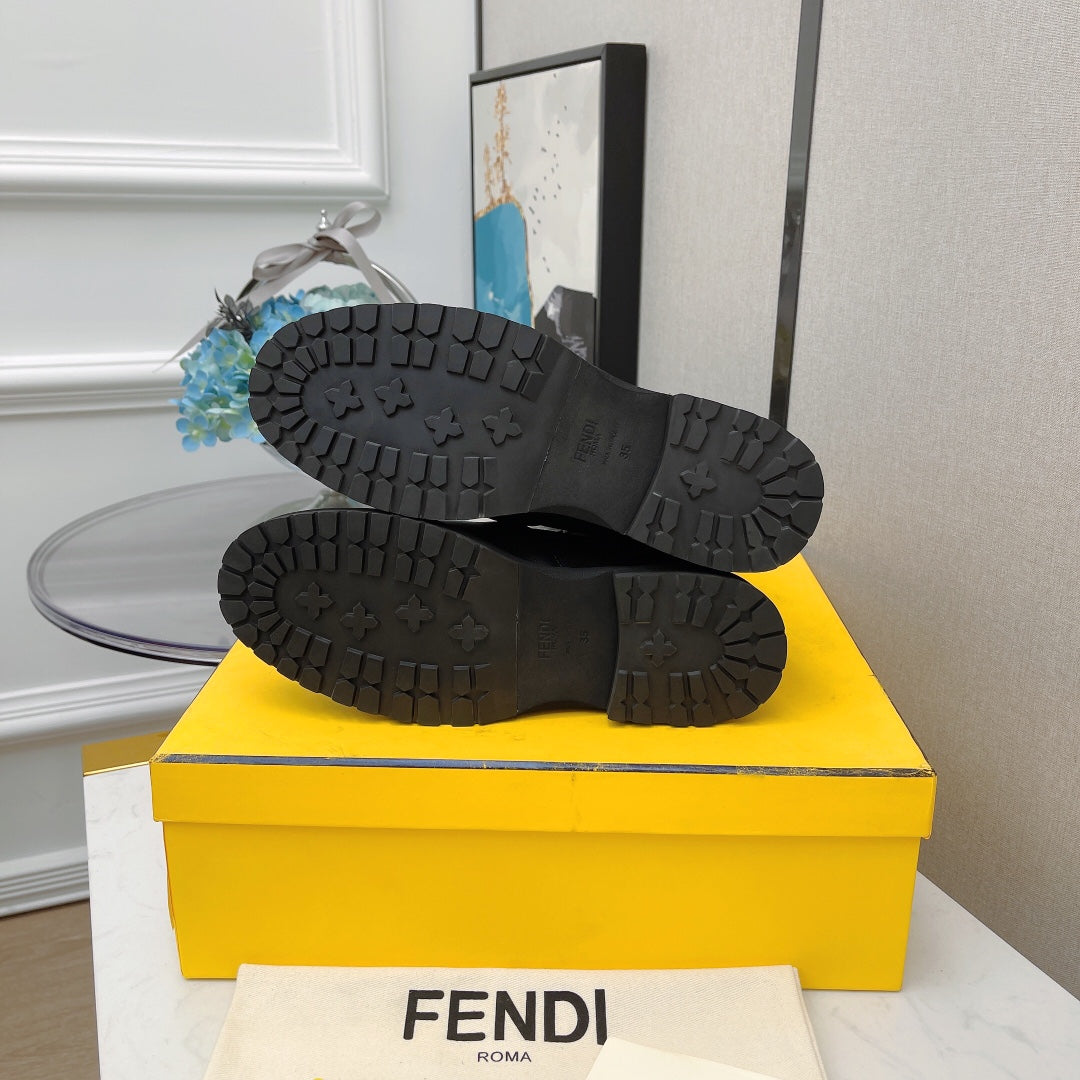 Luxury Shoes - FED - 352