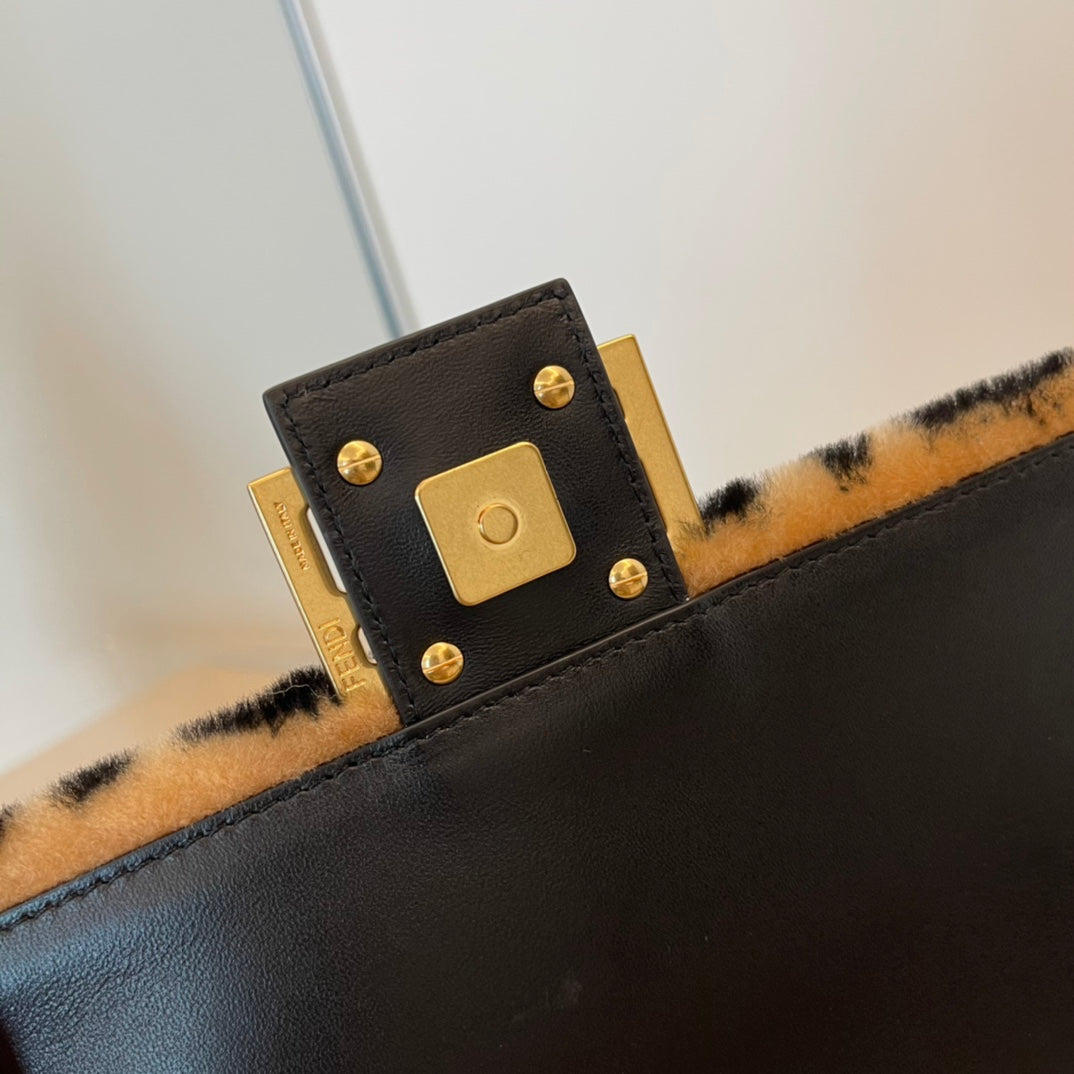 Ozarra -  Bag - FED - 310