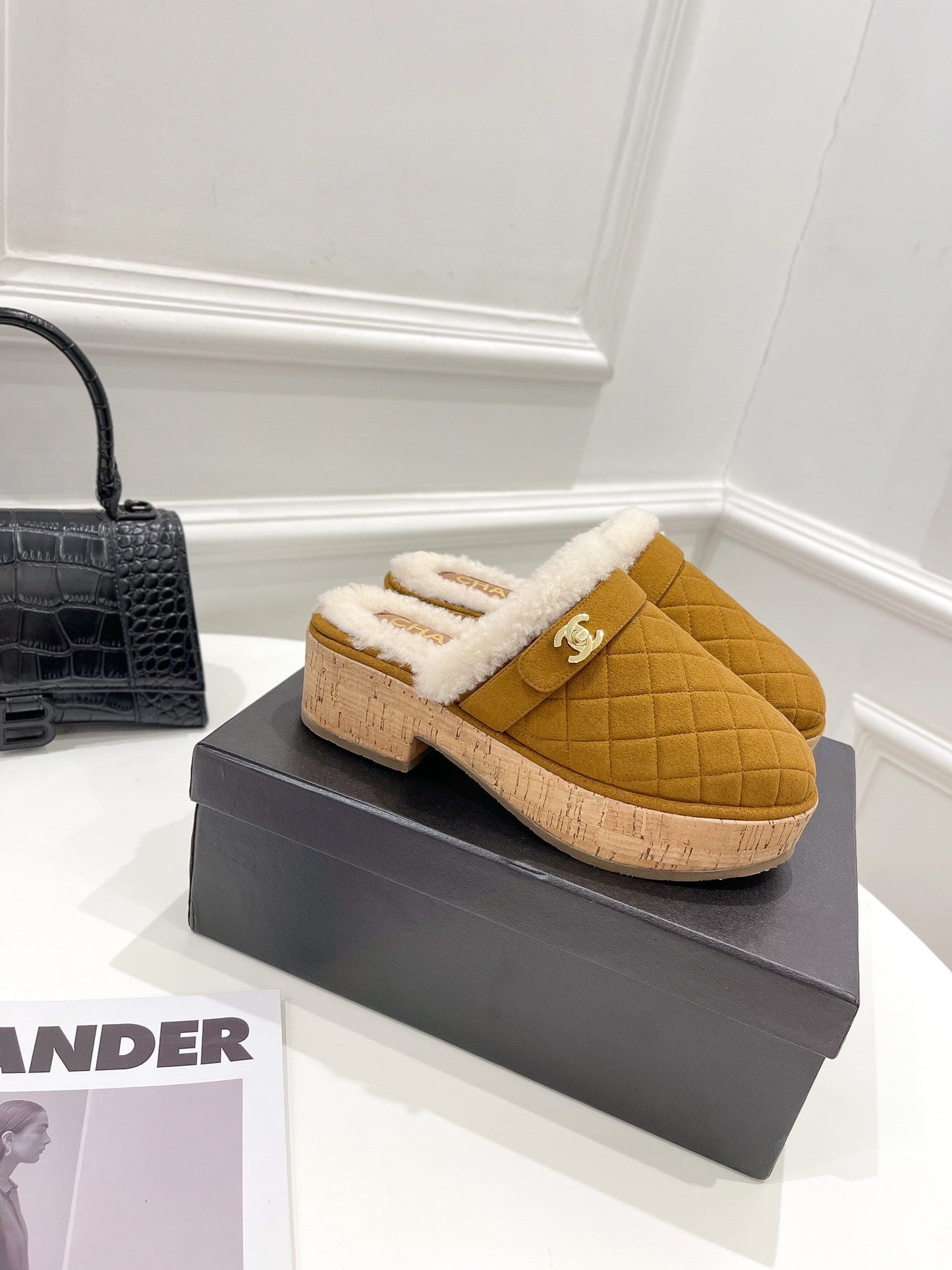Luxury Shoes Sandals - CHL - 1228