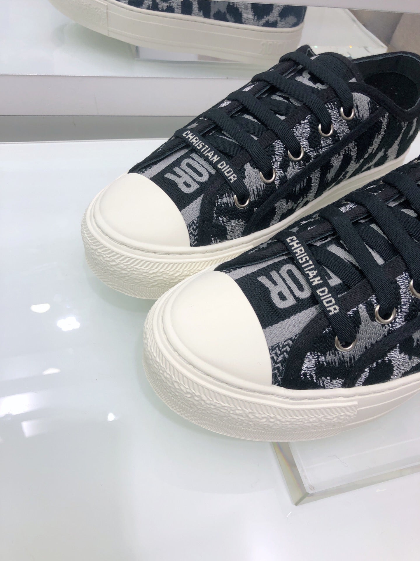 Luxury Shoes - DIR - 1350