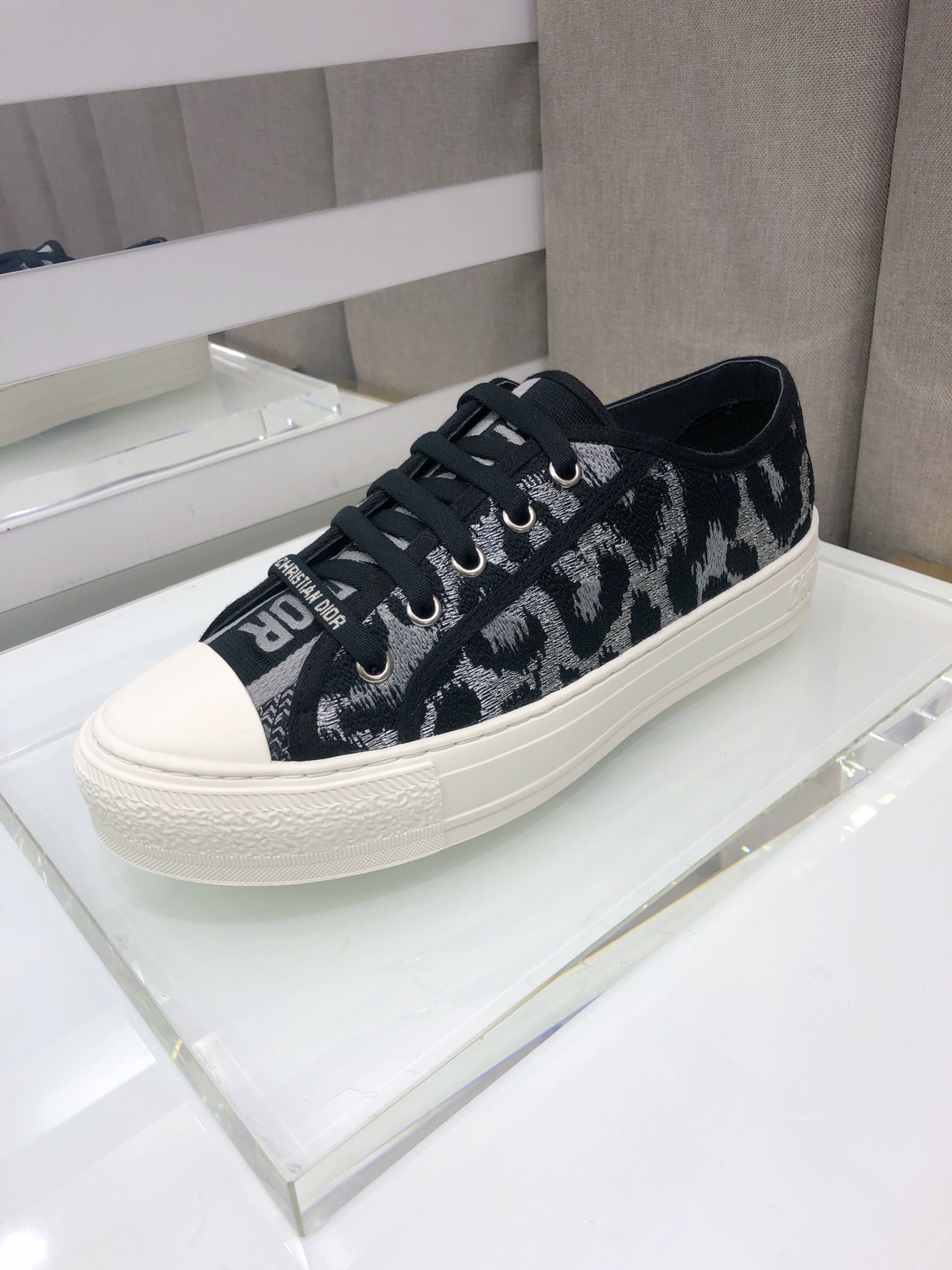 Luxury Shoes - DIR - 1350