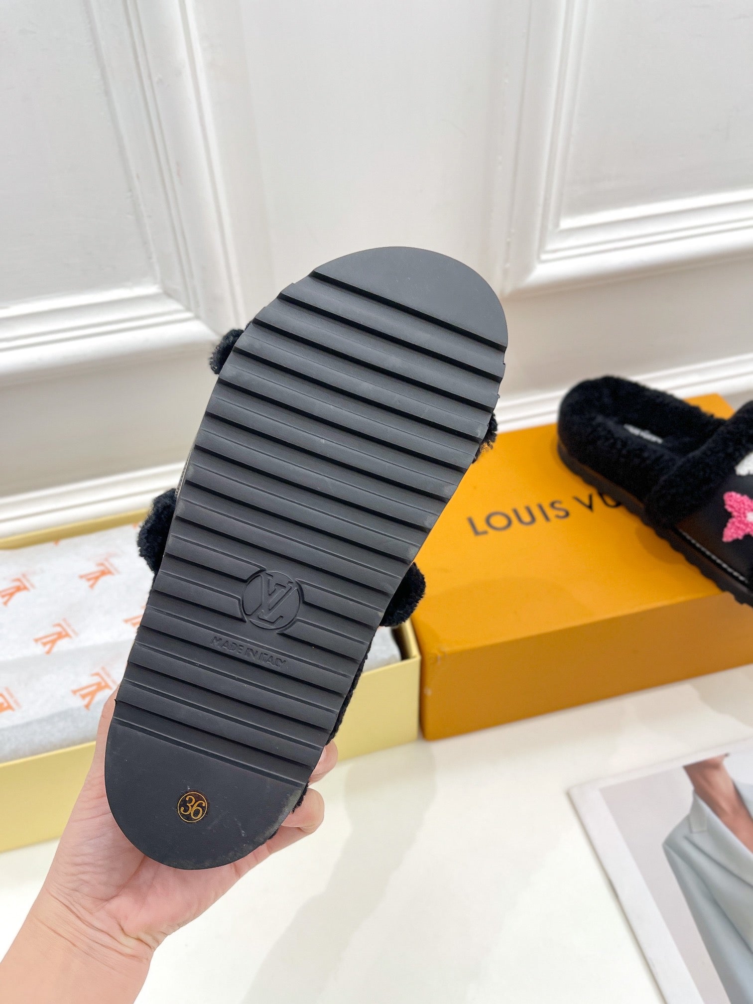 Luxury Shoes - LU-V - 416