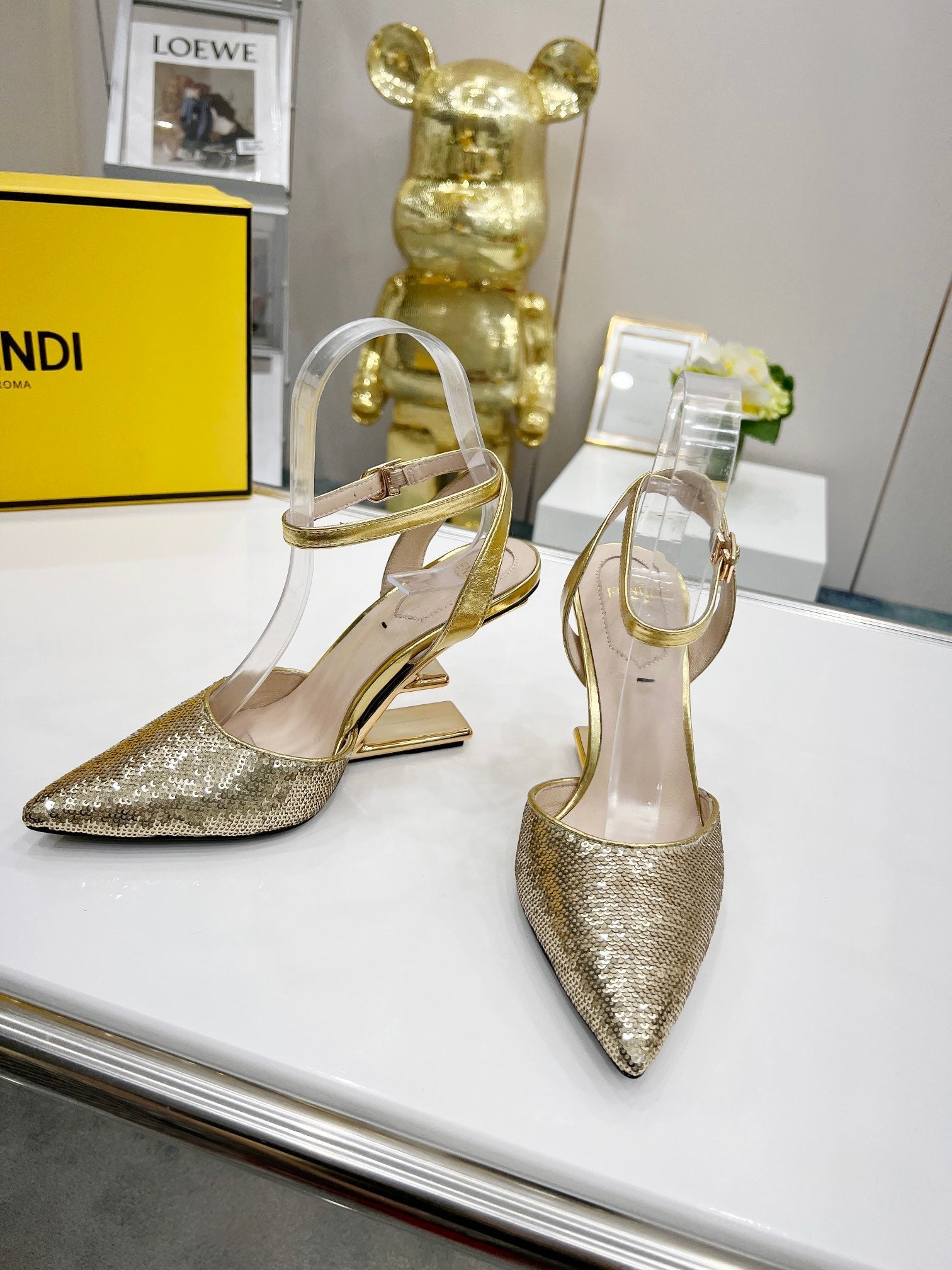 Luxury Shoes - FED - 694