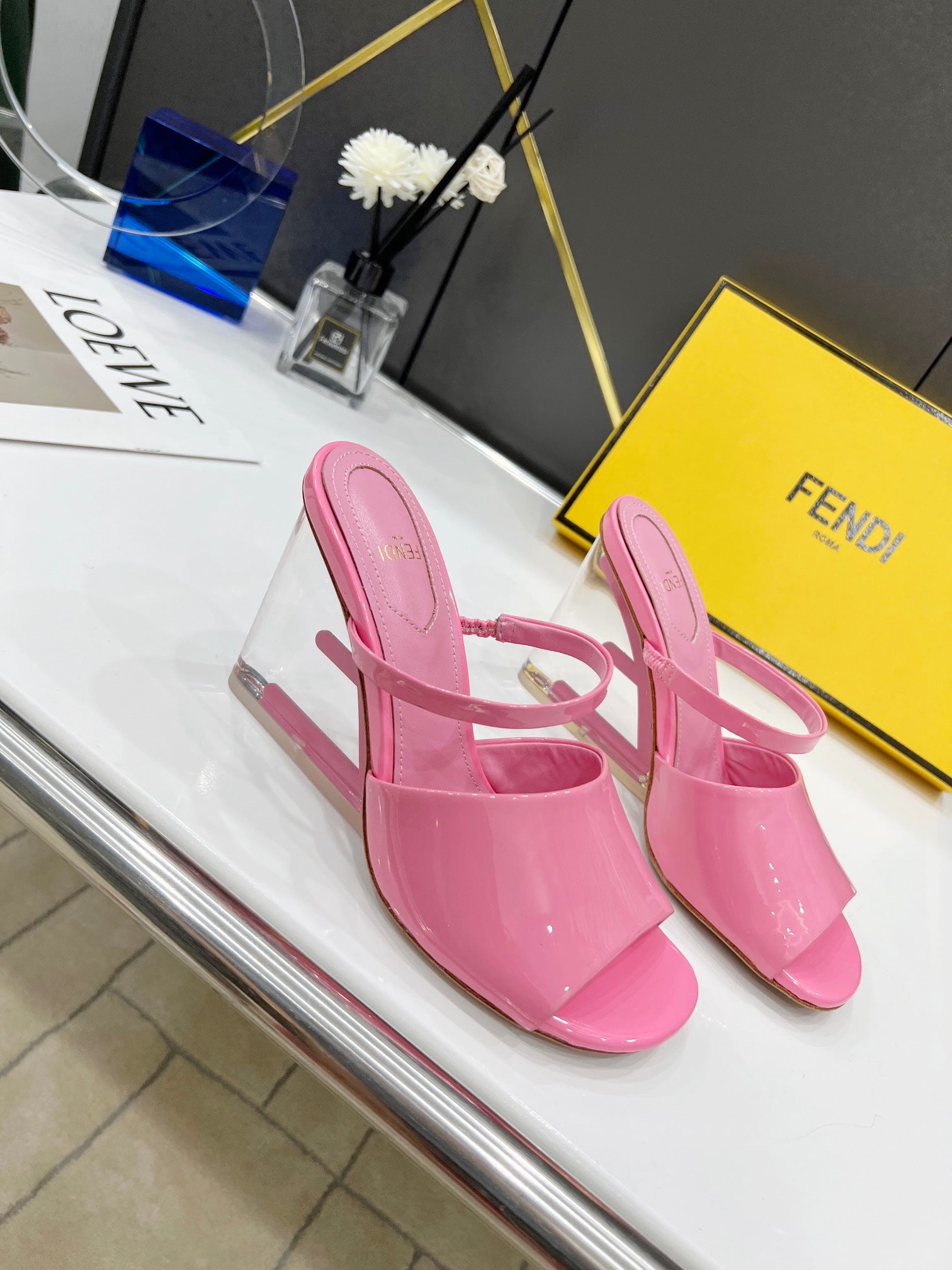 Luxury Shoes - FED - 682