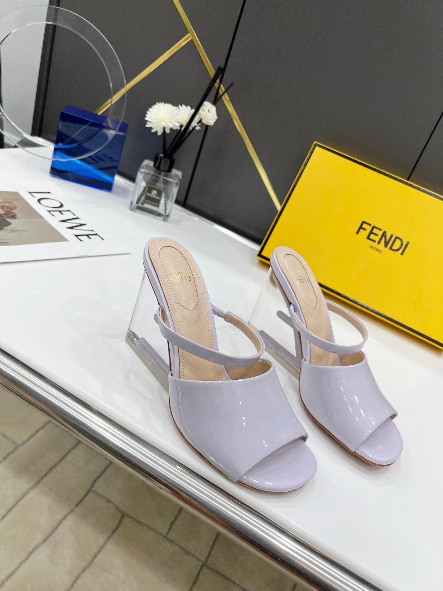 Luxury Shoes - FED - 686