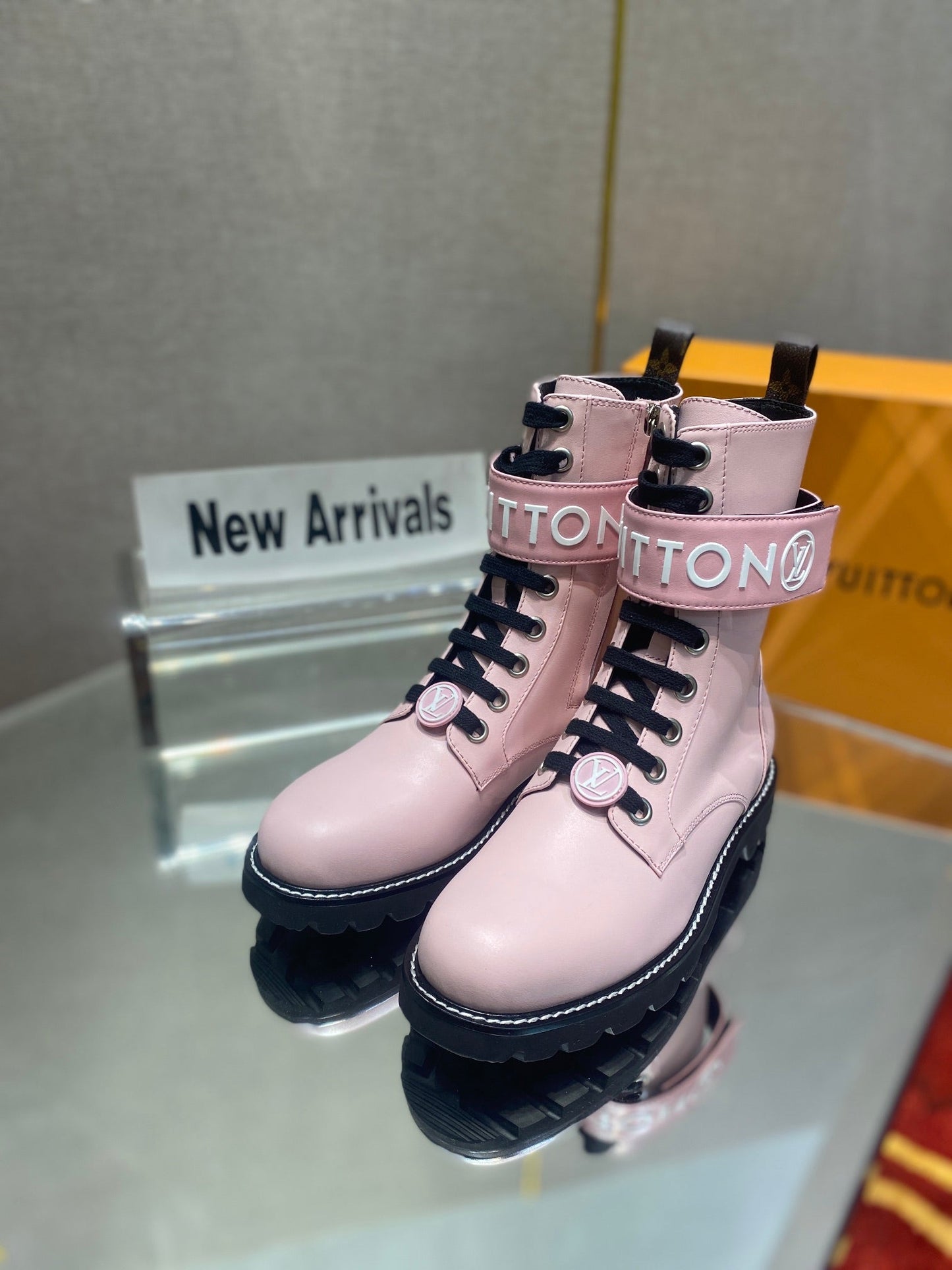 Luxury Shoes - LU-V - 432