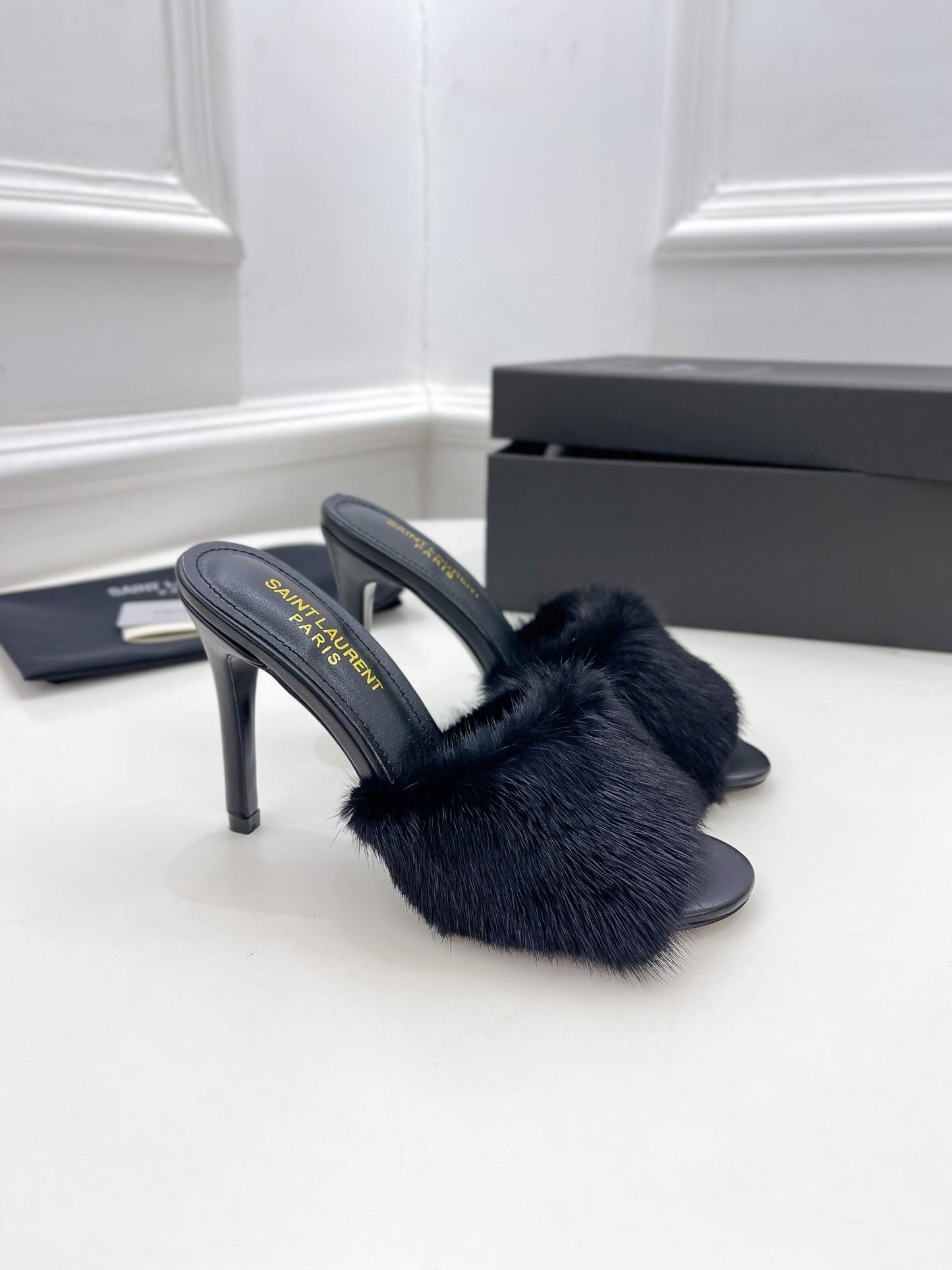 Luxury Shoes Sandals - SL - 523
