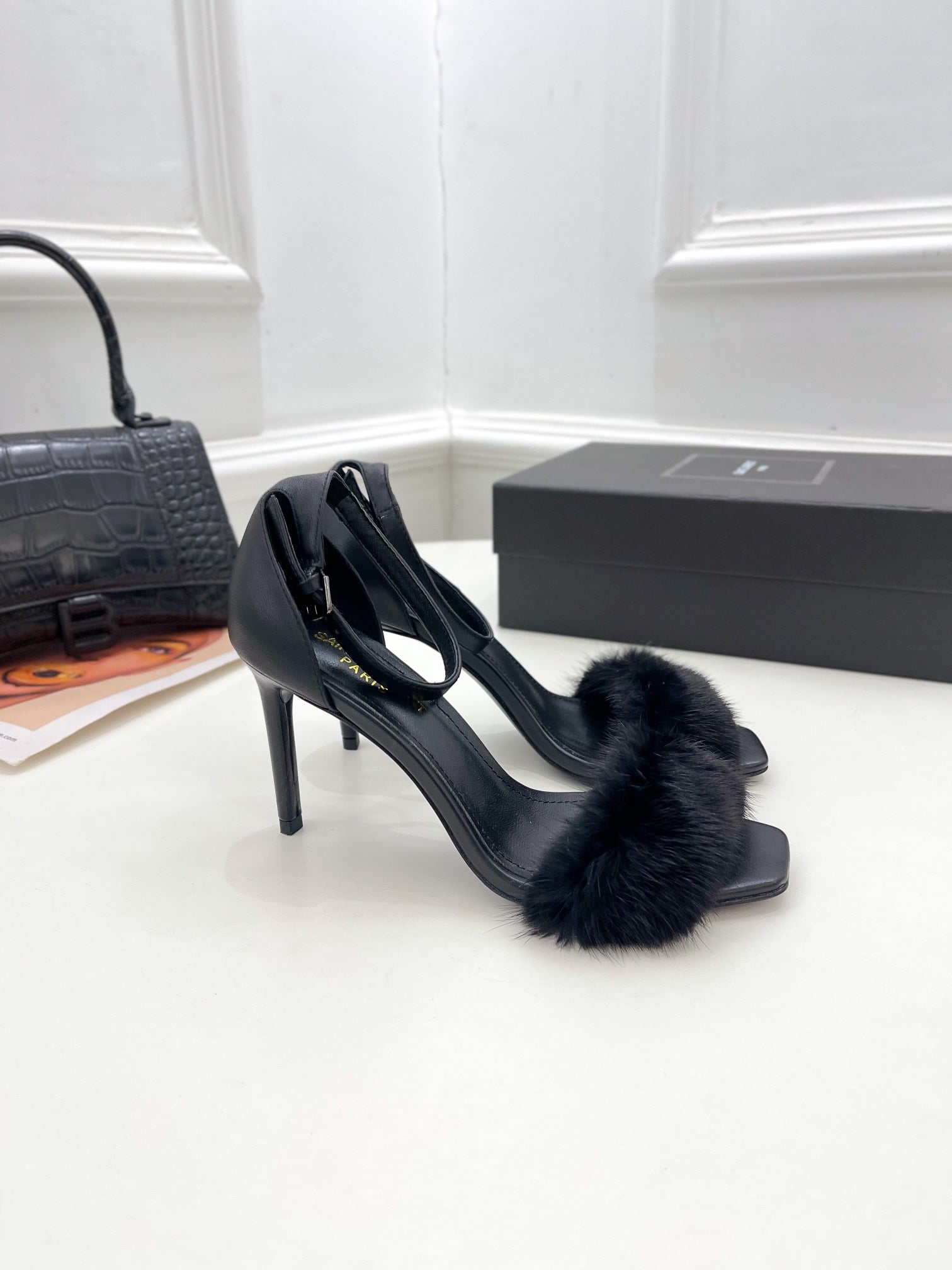 Luxury Shoes Sandals - SL - 554