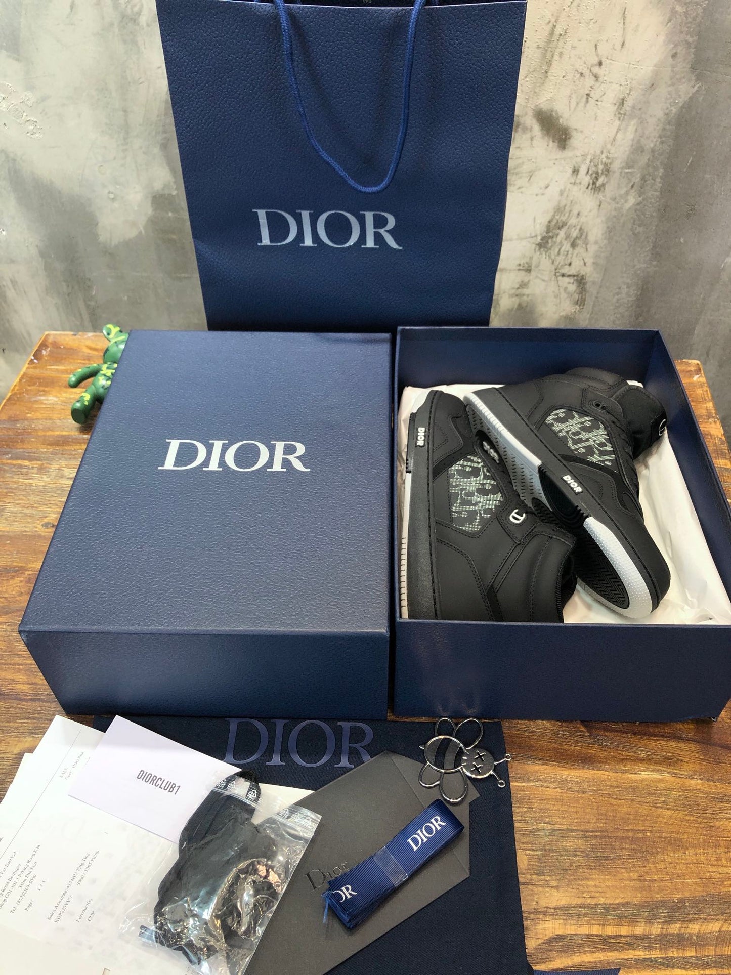Luxury Shoes - DIR - 1401