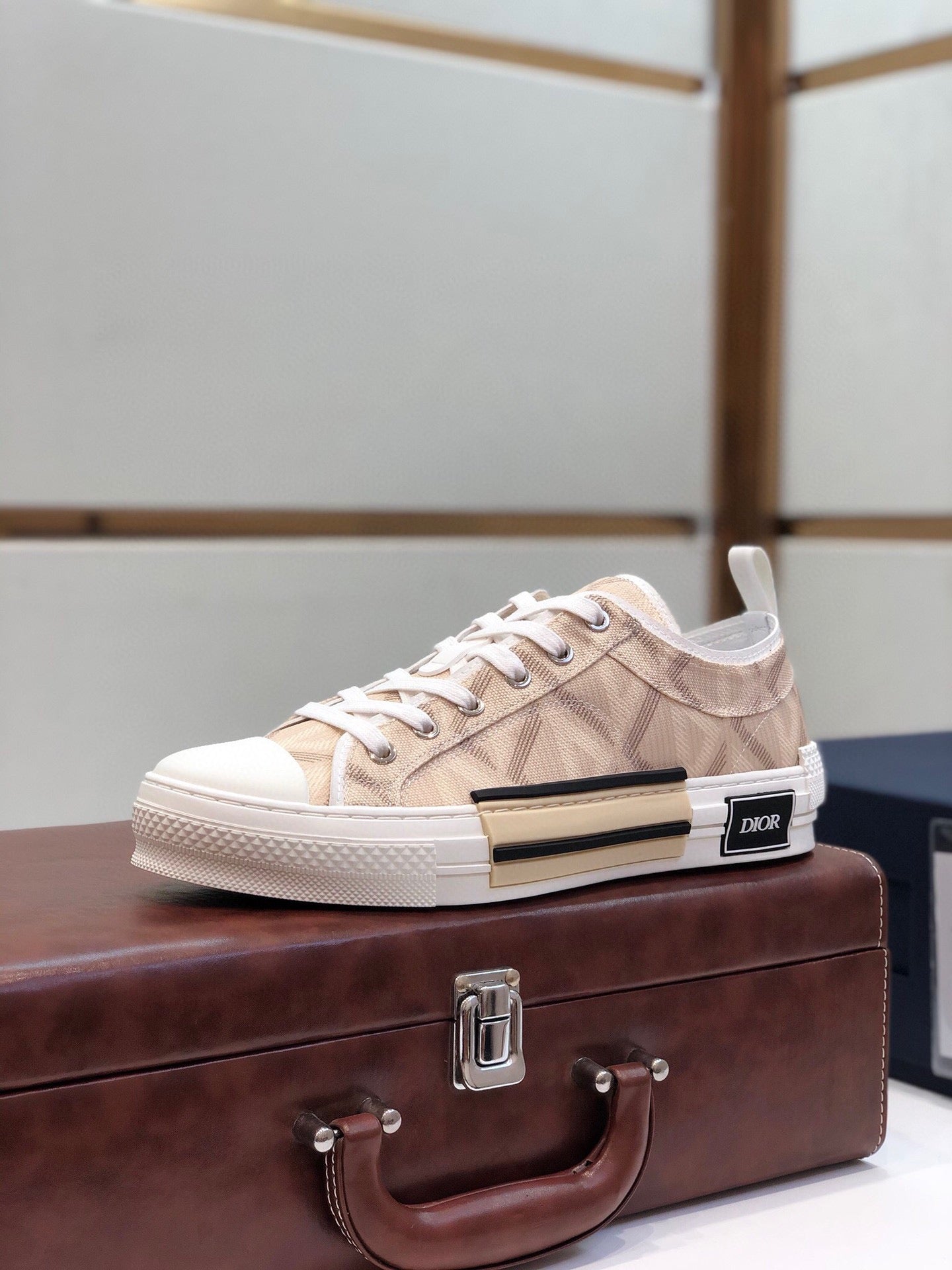 Luxury Shoes - DIR - 1069