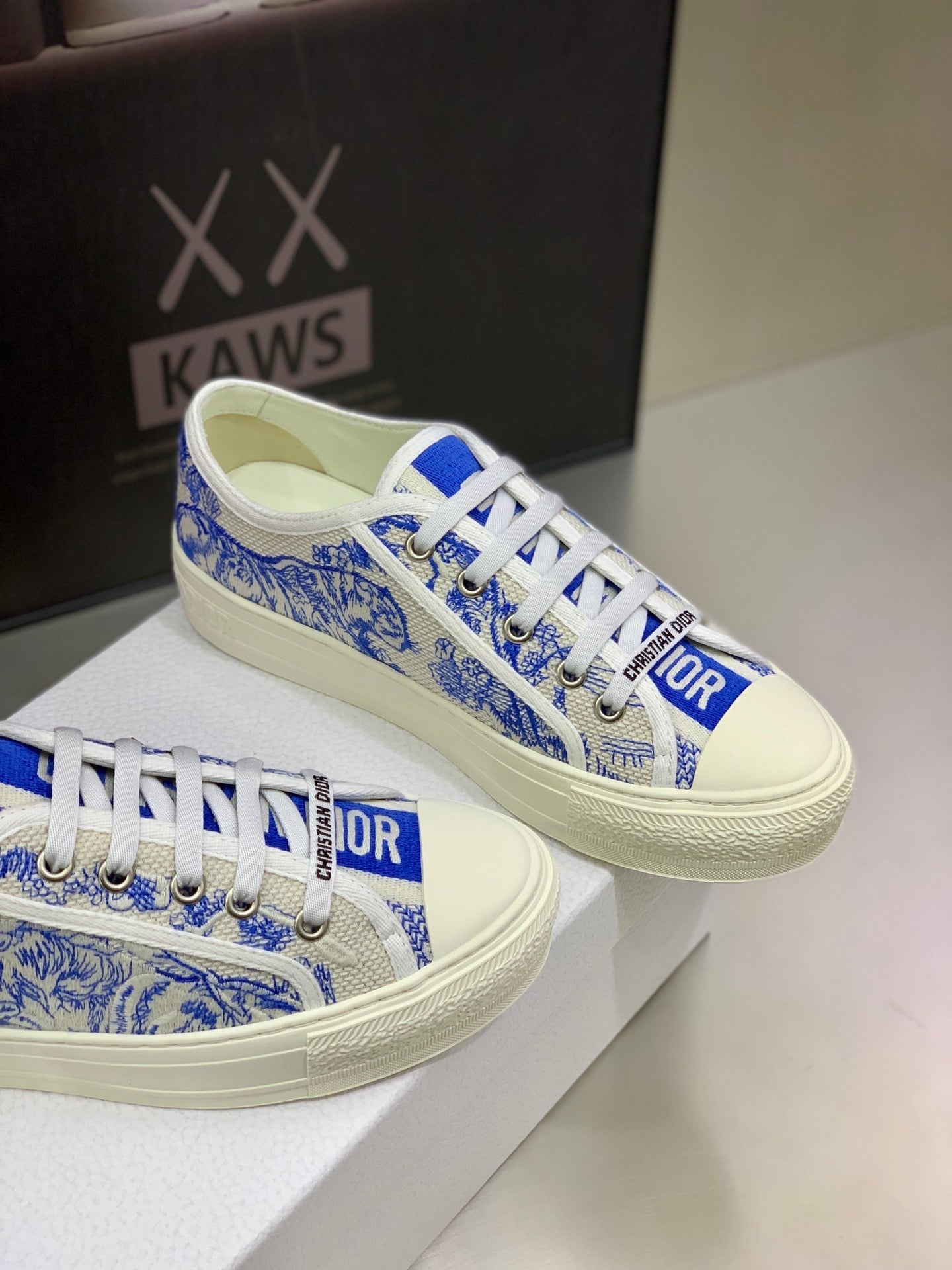Luxury Shoes - DIR - 1059