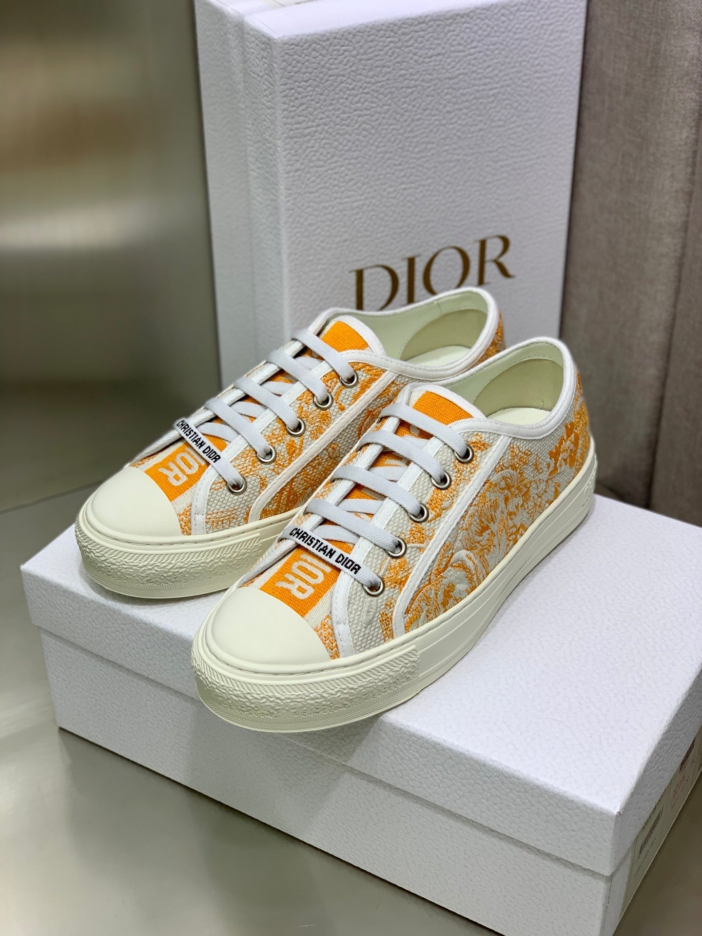 Luxury Shoes - DIR - 1062
