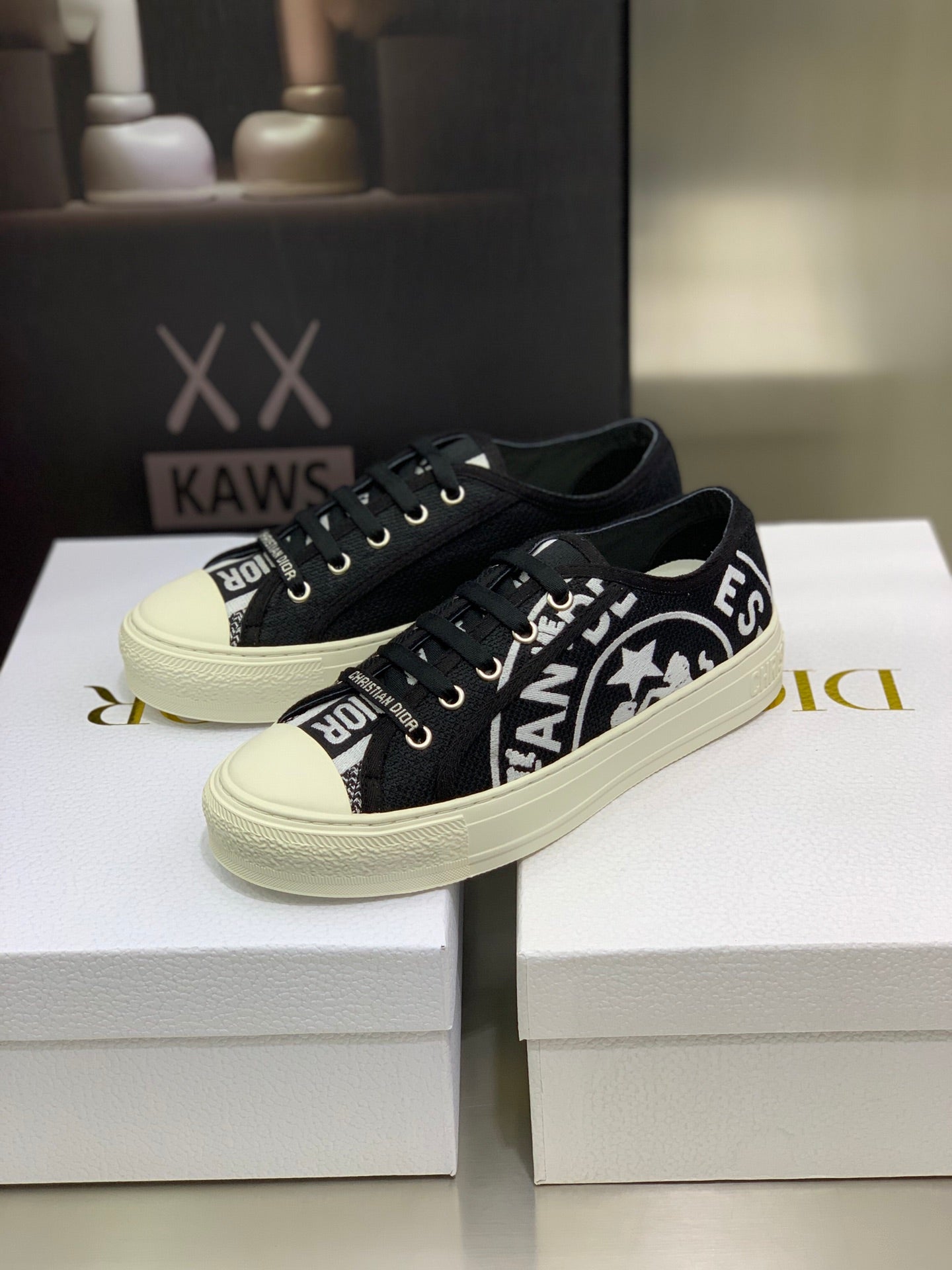 Luxury Shoes - DIR - 1056