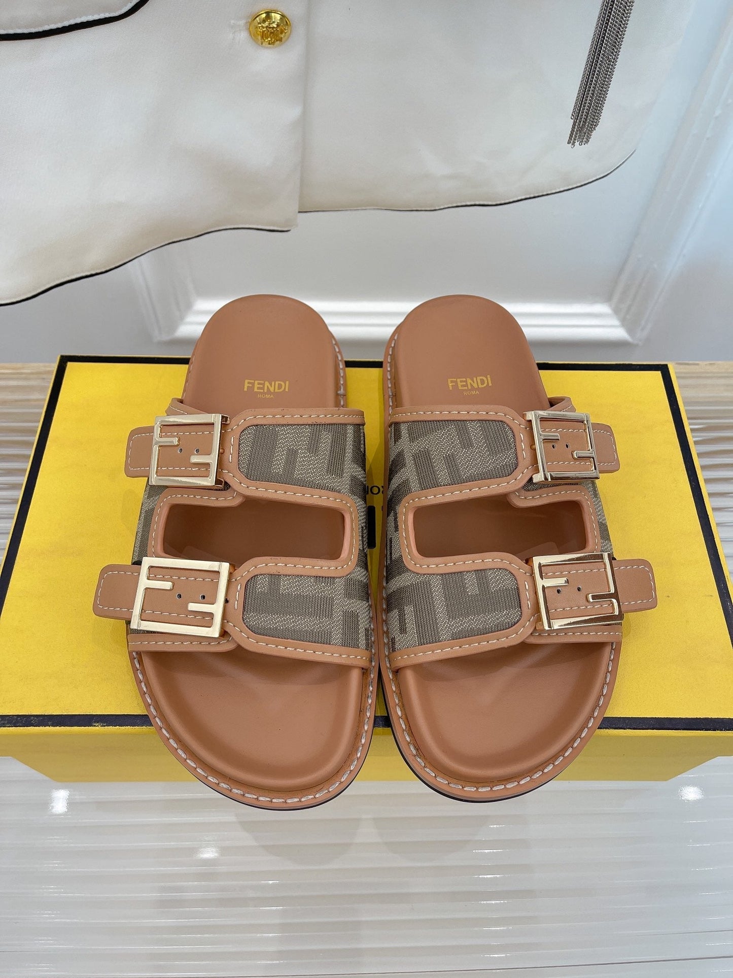 Luxury Shoes - FED - 503