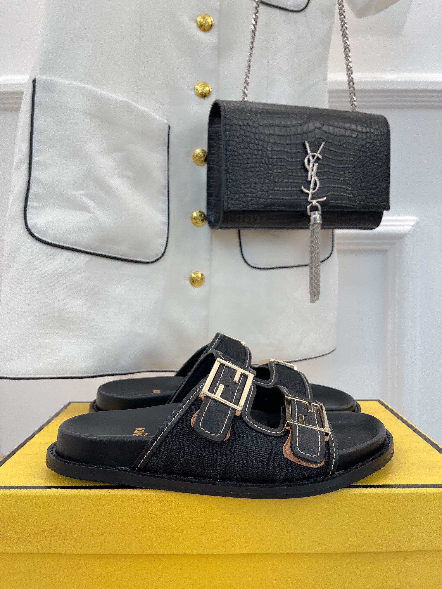 Luxury Shoes - FED - 504