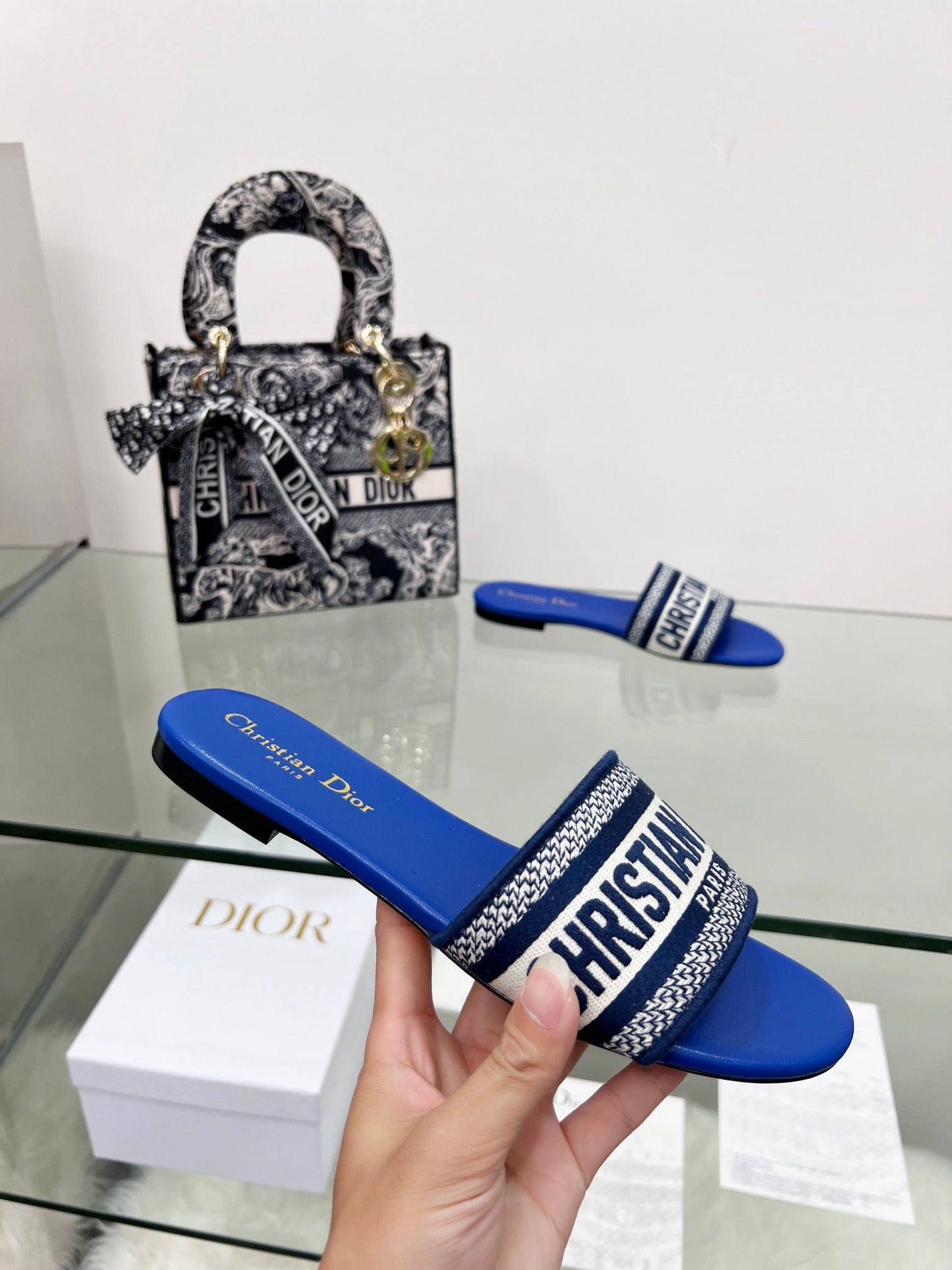 Luxury Shoes - DIR - 1287