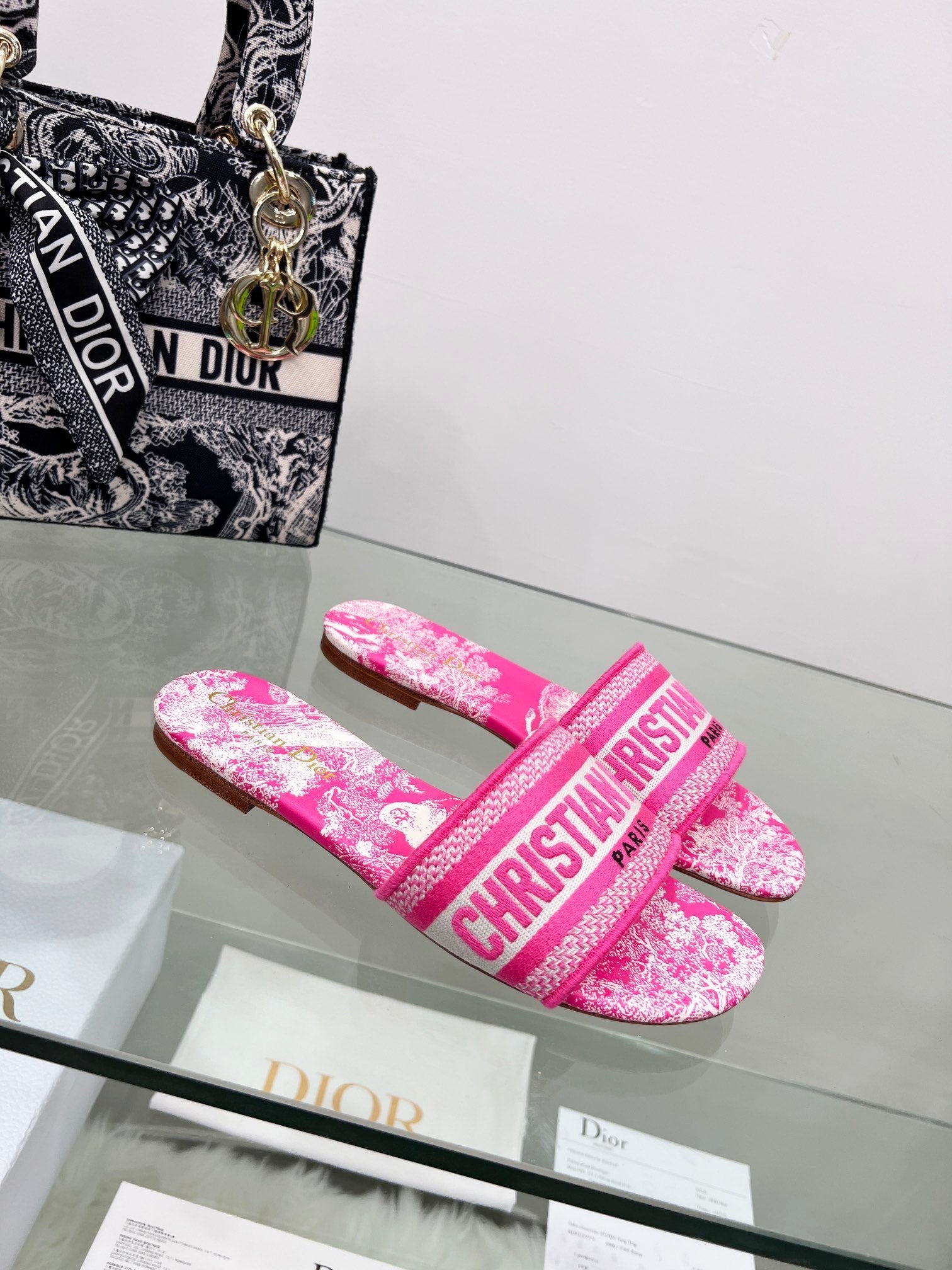 Luxury Shoes - DIR - 1282